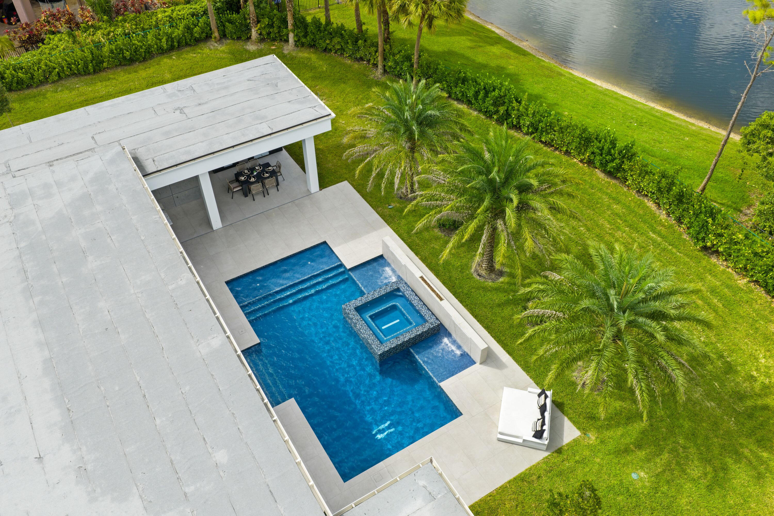 8795 Valencia, Parkland FL 33067