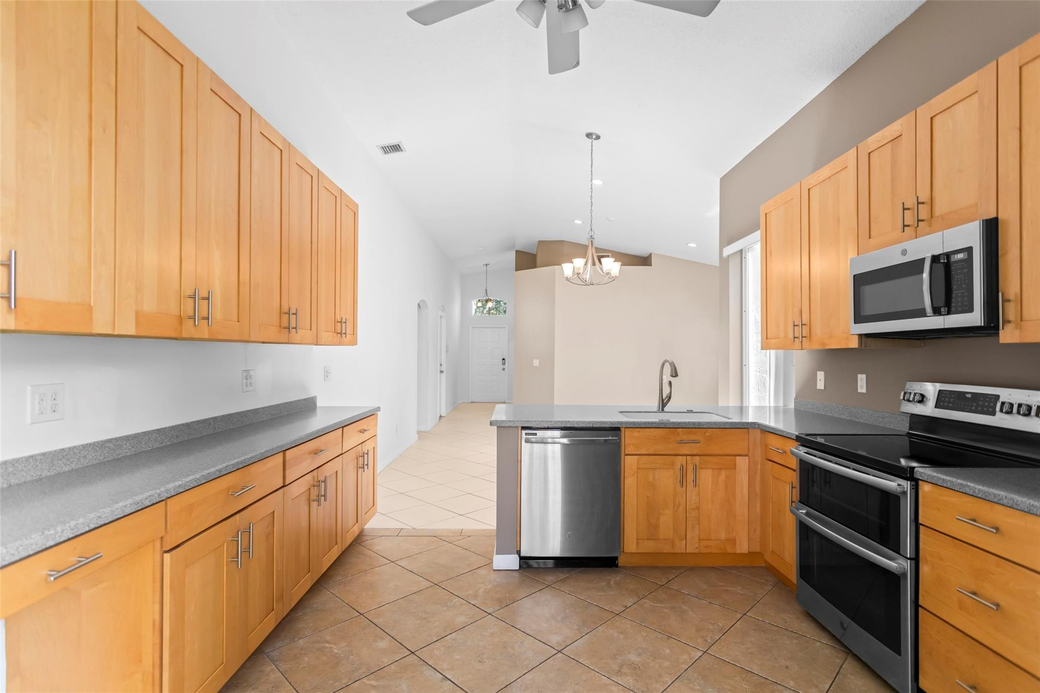 15250 SW 49TH, Davie FL 33331