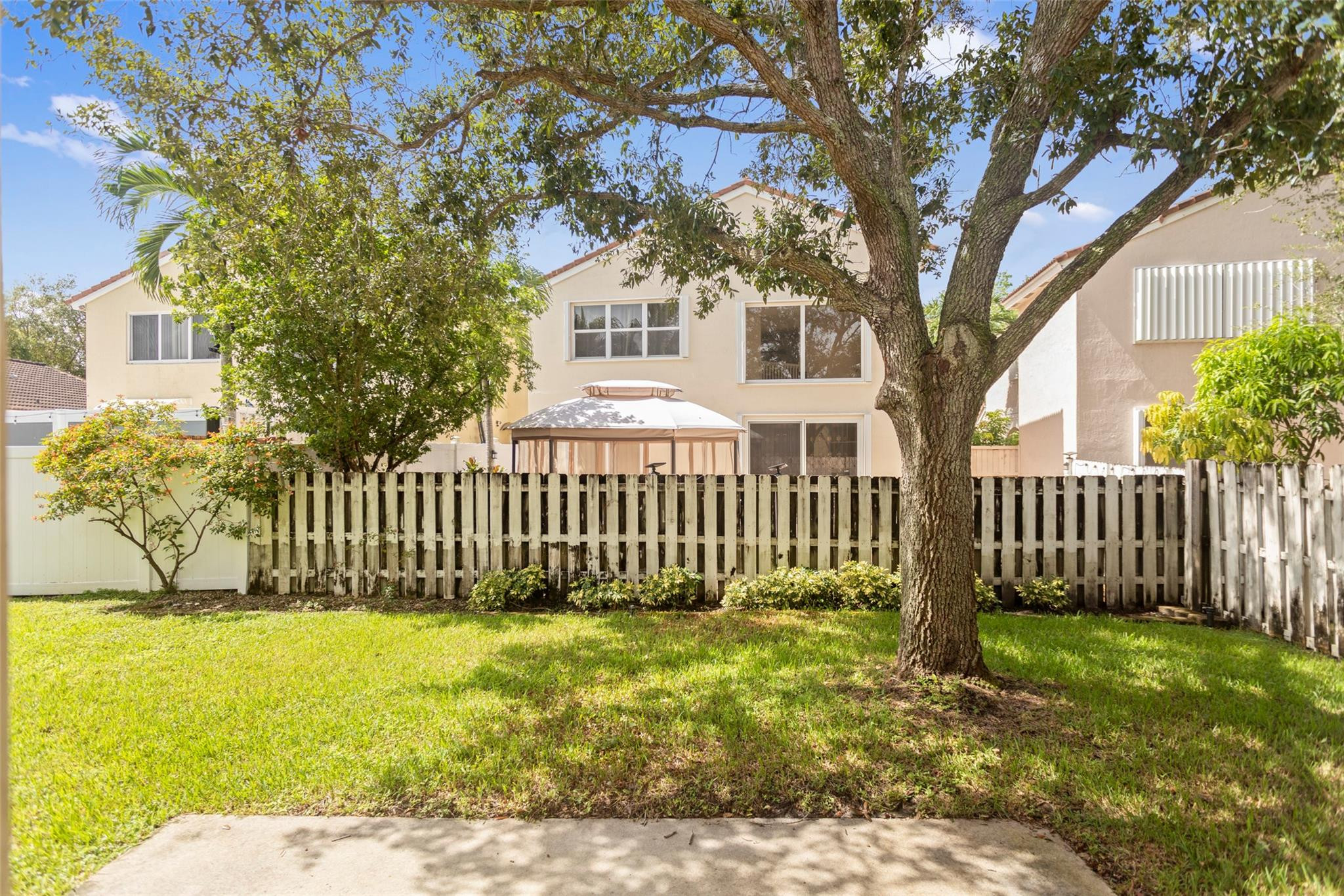 15250 SW 49TH, Davie FL 33331