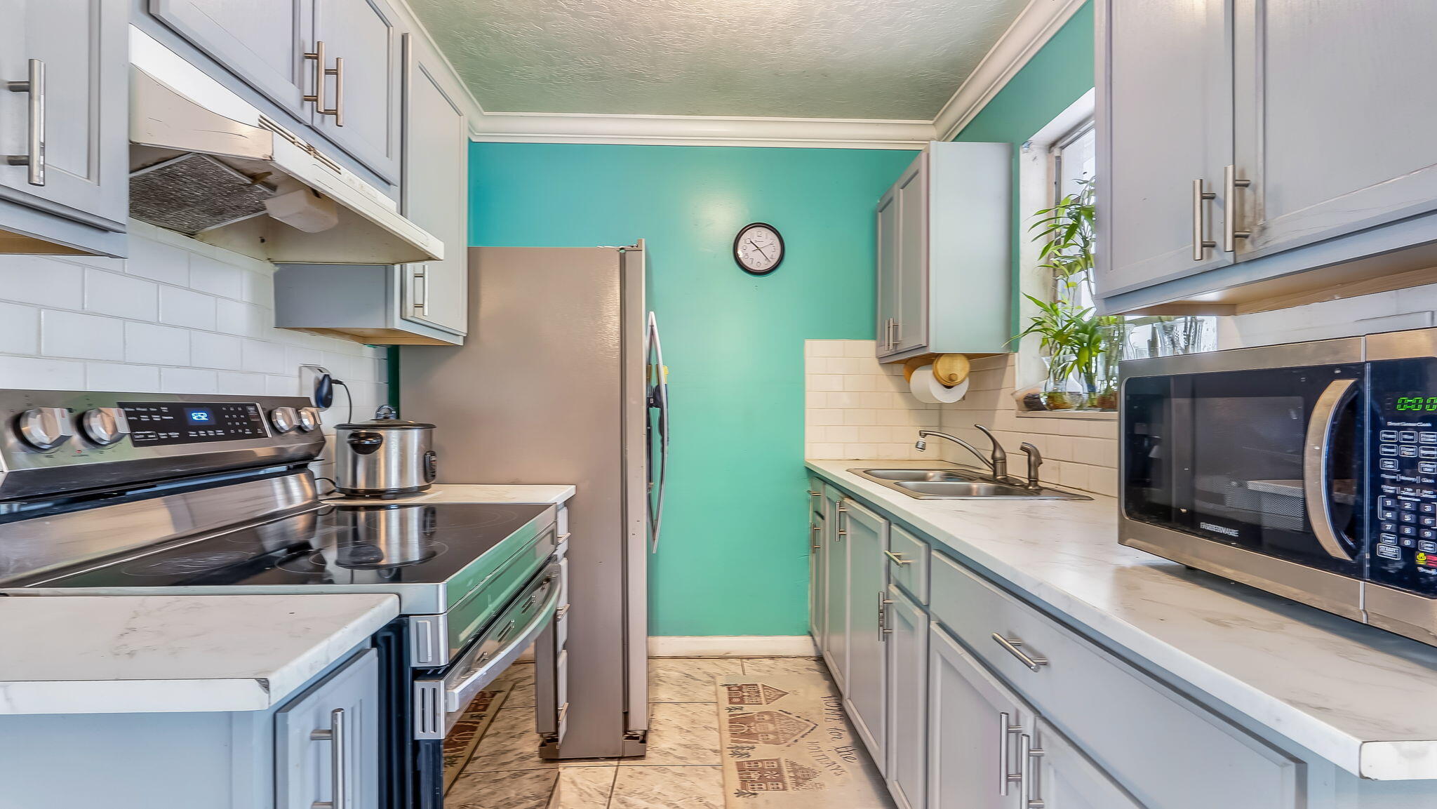 1048 WHITAKER, Belle Glade FL 33430