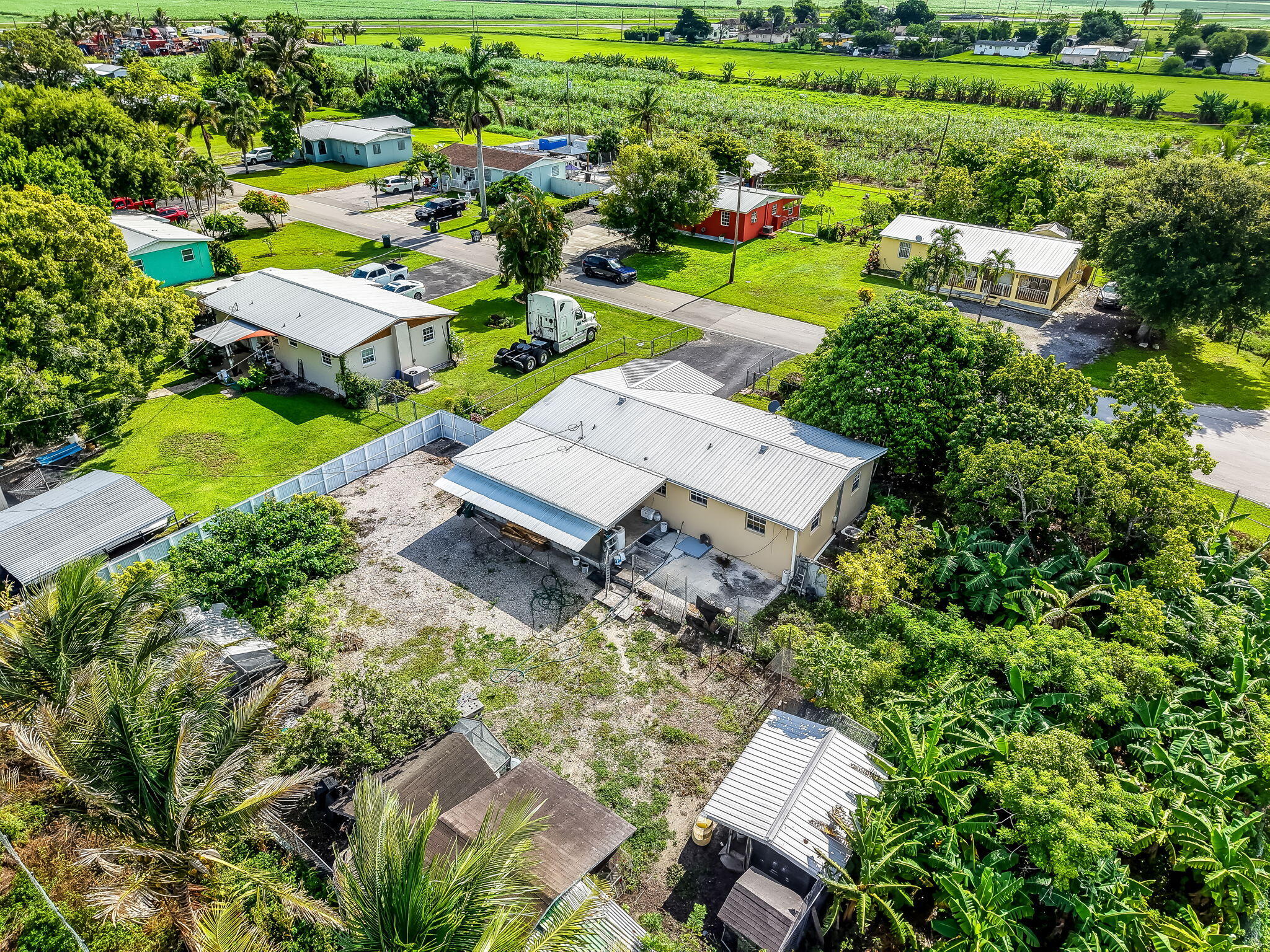 1048 WHITAKER, Belle Glade FL 33430