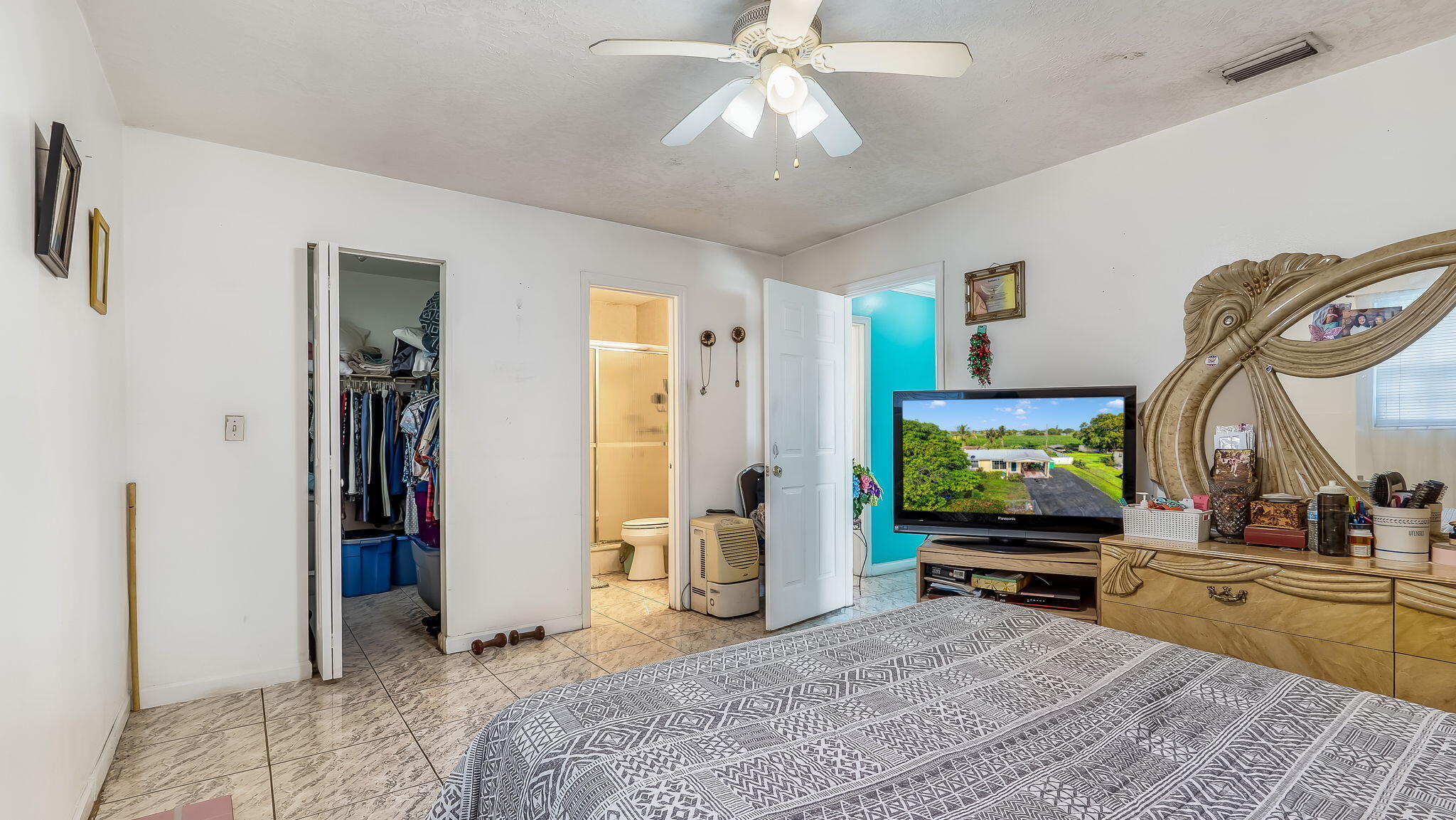 1048 WHITAKER, Belle Glade FL 33430