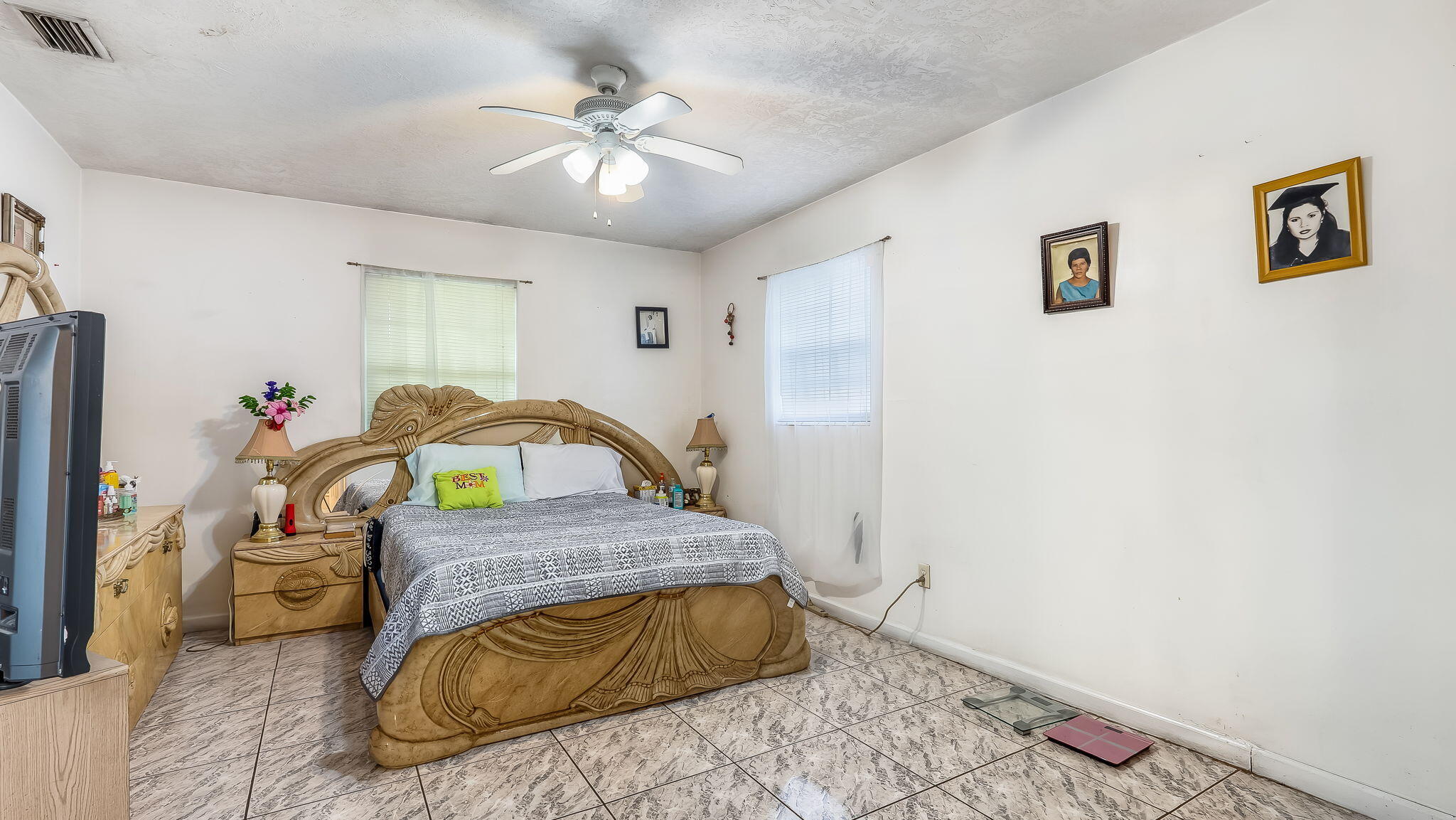 1048 WHITAKER, Belle Glade FL 33430