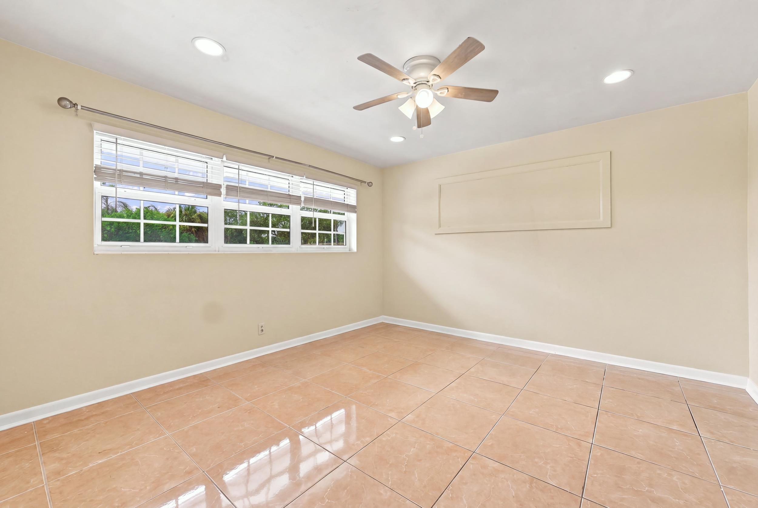1100 7TH, Lake Park FL 33403