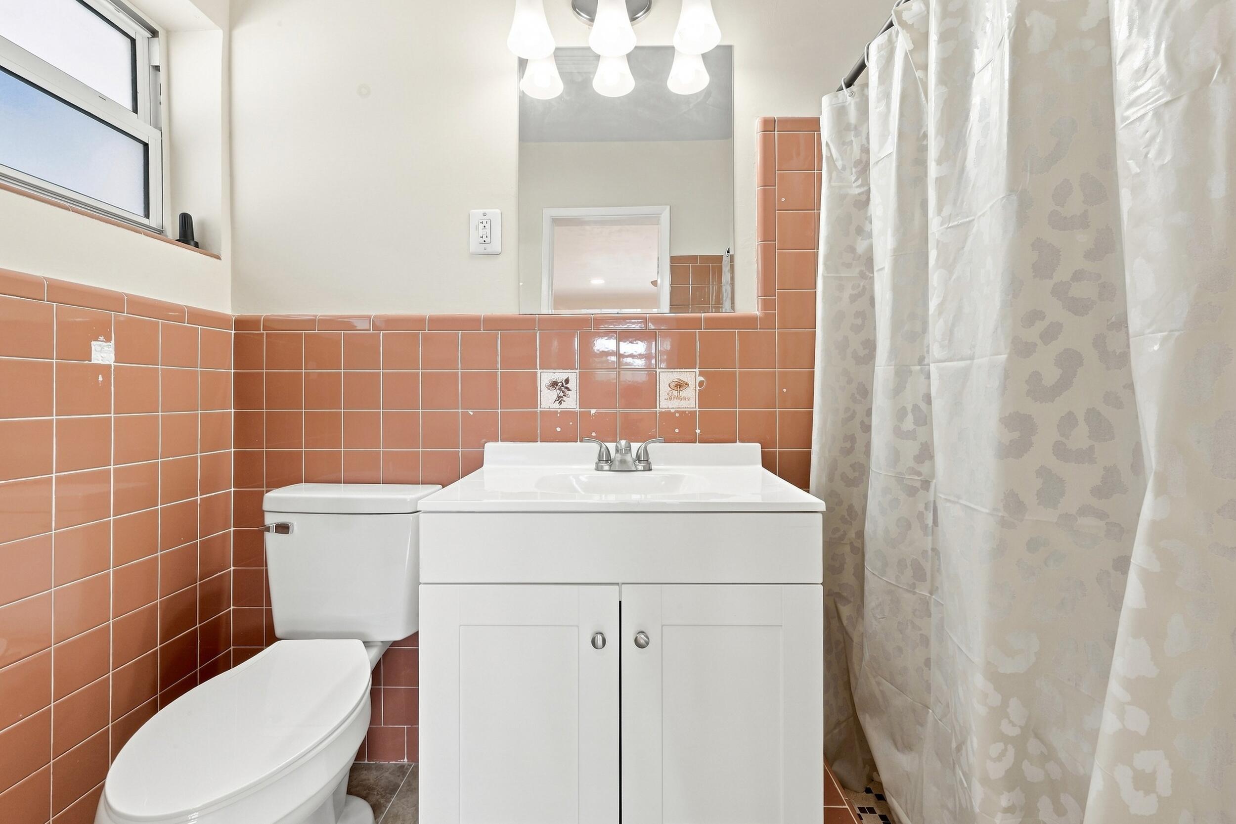 1100 7TH, Lake Park FL 33403