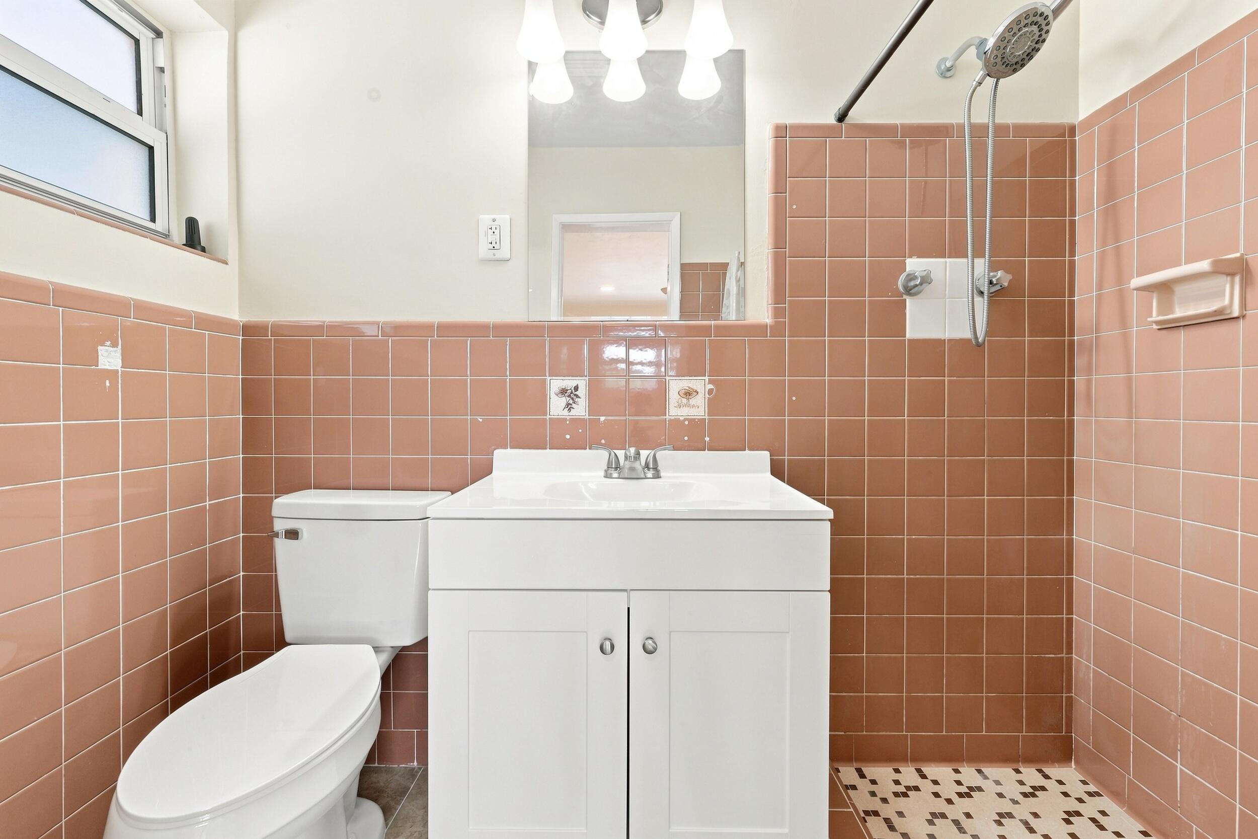 1100 7TH, Lake Park FL 33403