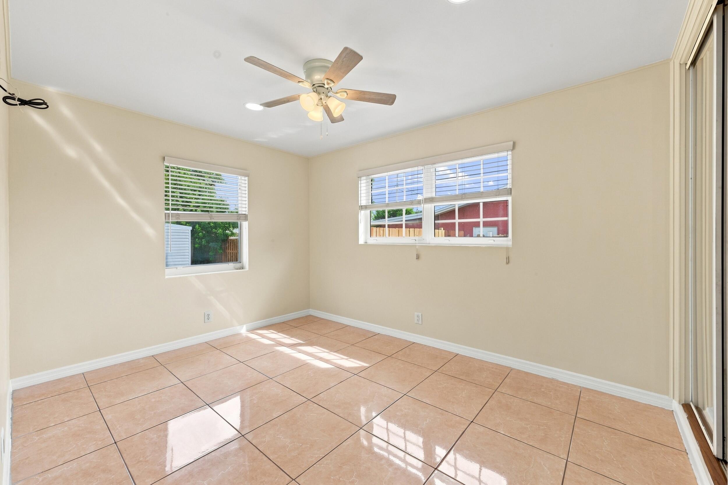 1100 7TH, Lake Park FL 33403