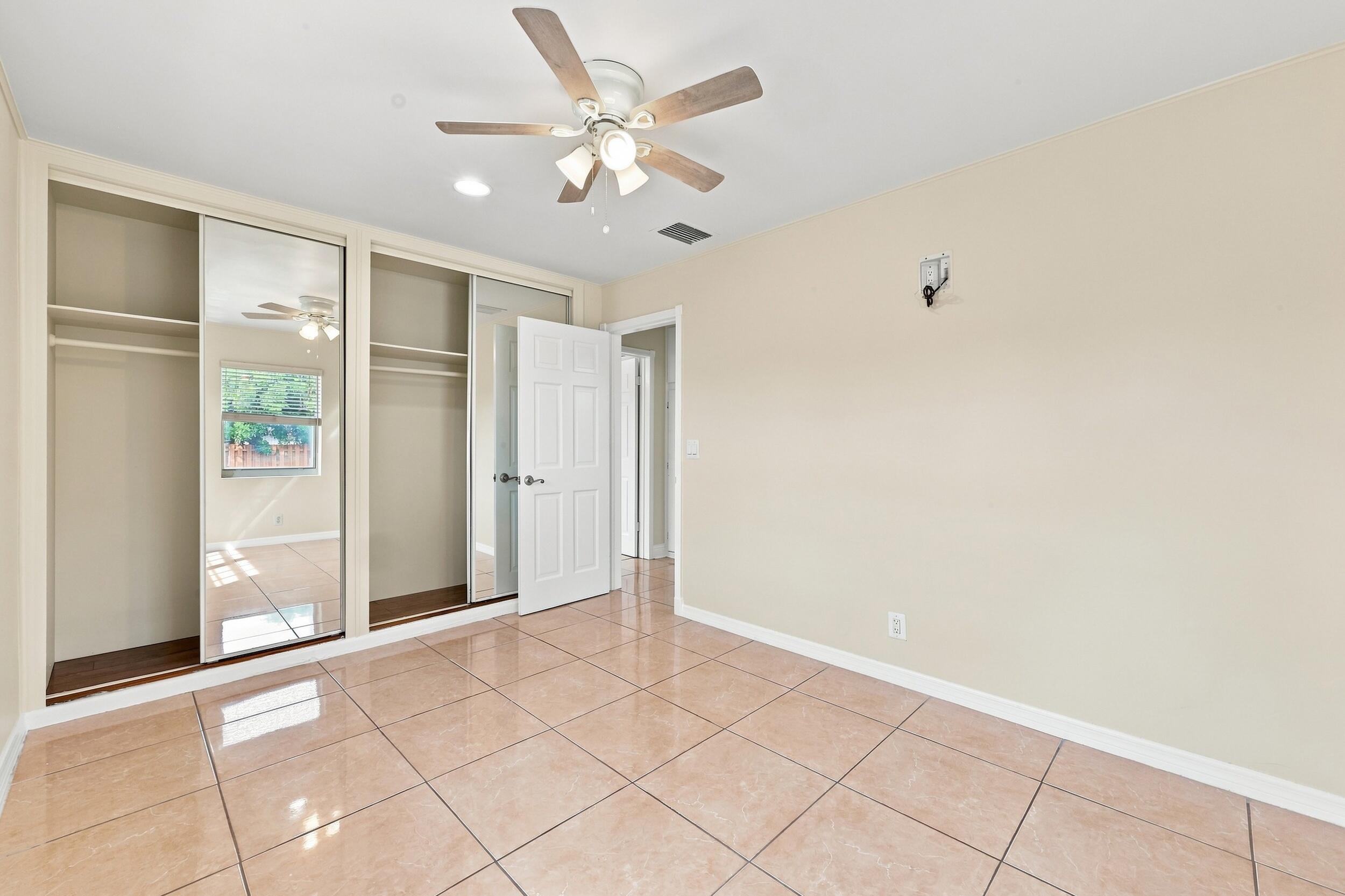 1100 7TH, Lake Park FL 33403