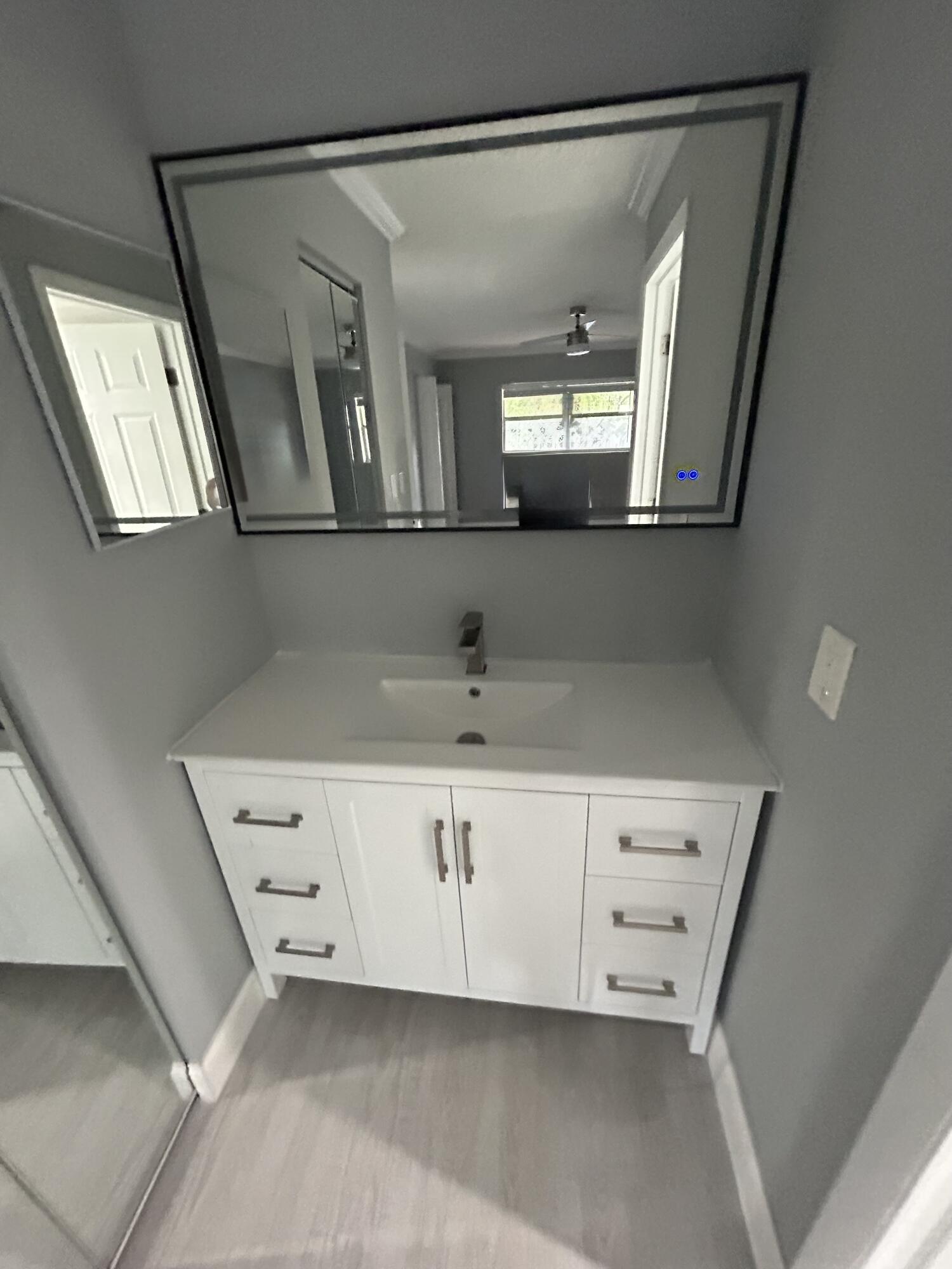 6361 N FALLS CIR #212, Lauderhill FL 33319