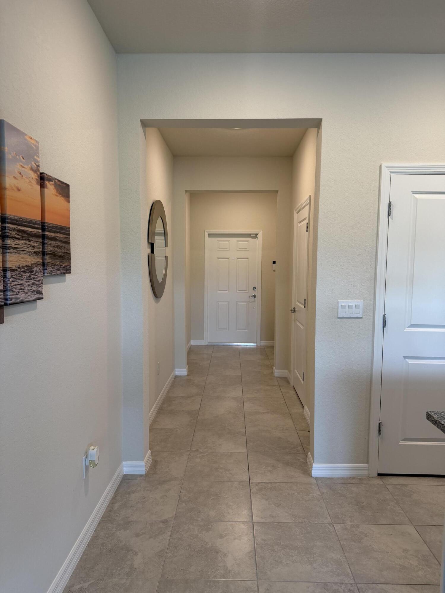 2933 OLIVIA, Lauderdale Lakes FL 33311