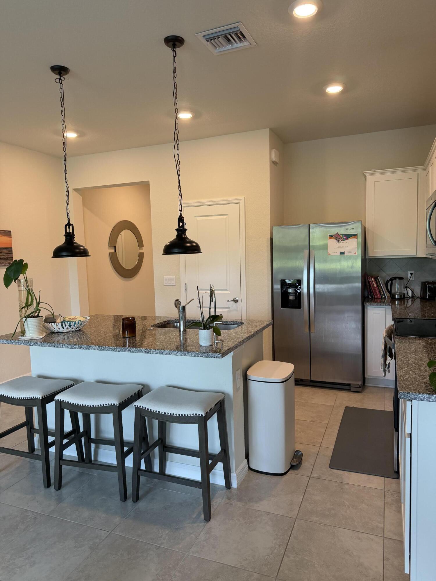 2933 OLIVIA, Lauderdale Lakes FL 33311