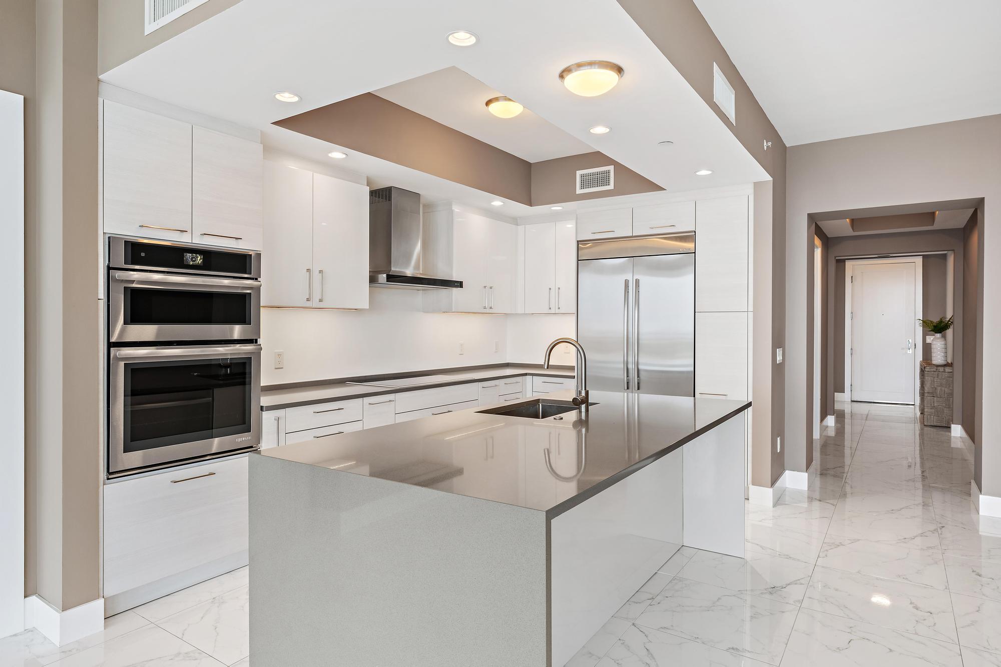 1 Water Club #1604, North Palm Beach FL 33408