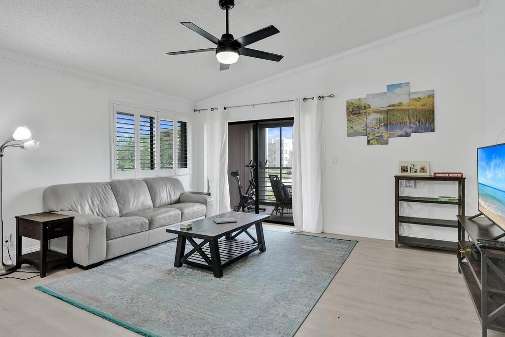 9361 SW 23RD #3203, Davie FL 33324