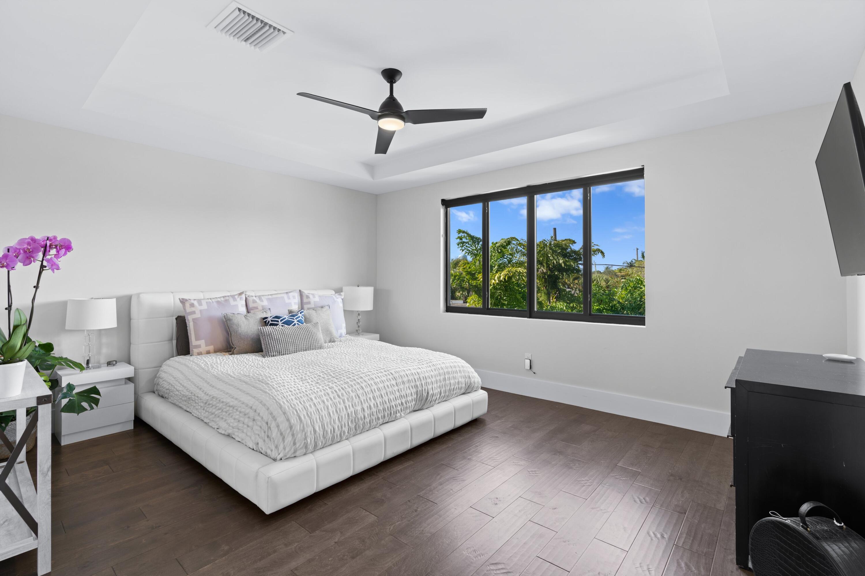 238 SE 4TH, Delray Beach FL 33483