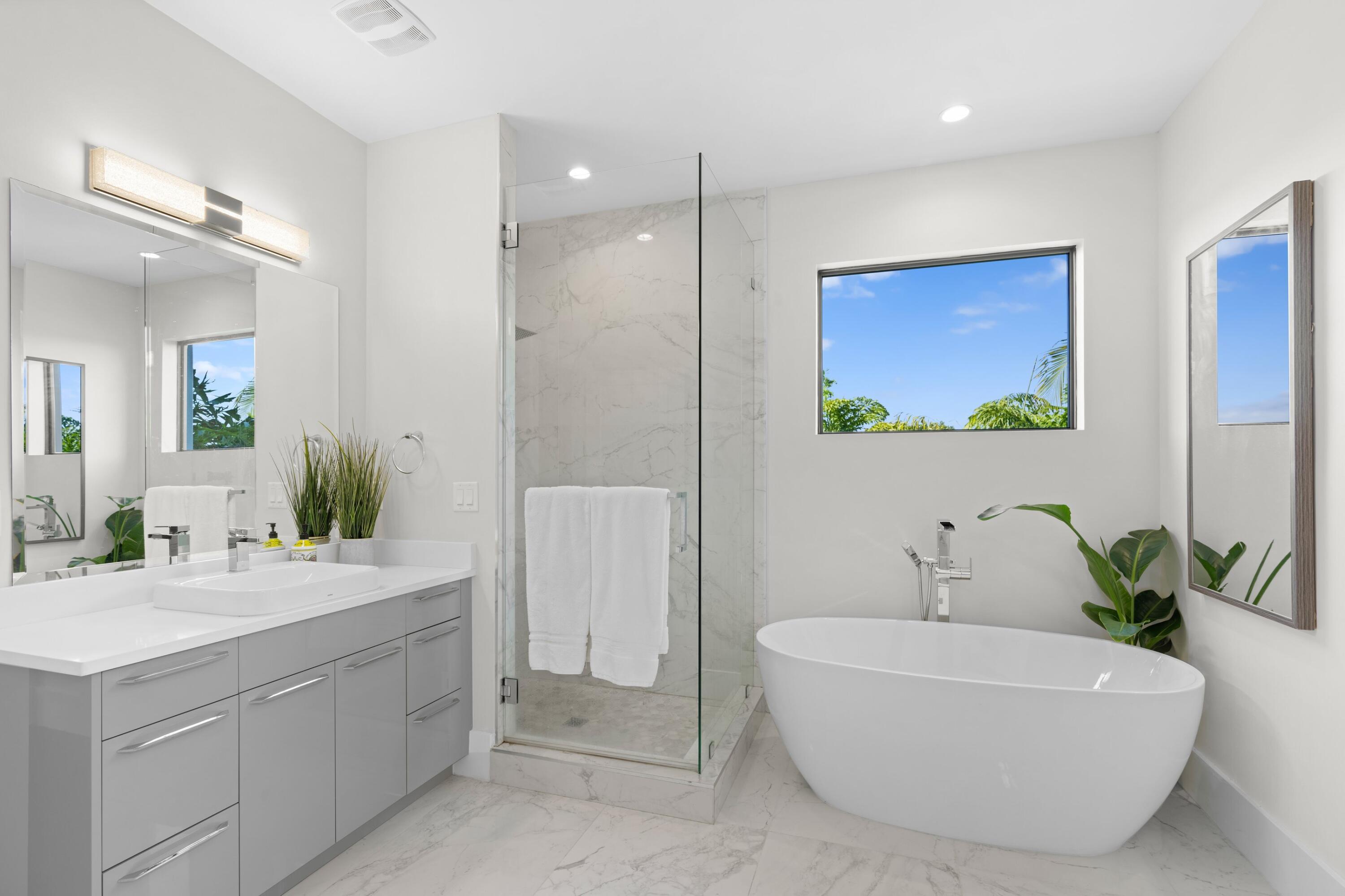 238 SE 4TH, Delray Beach FL 33483