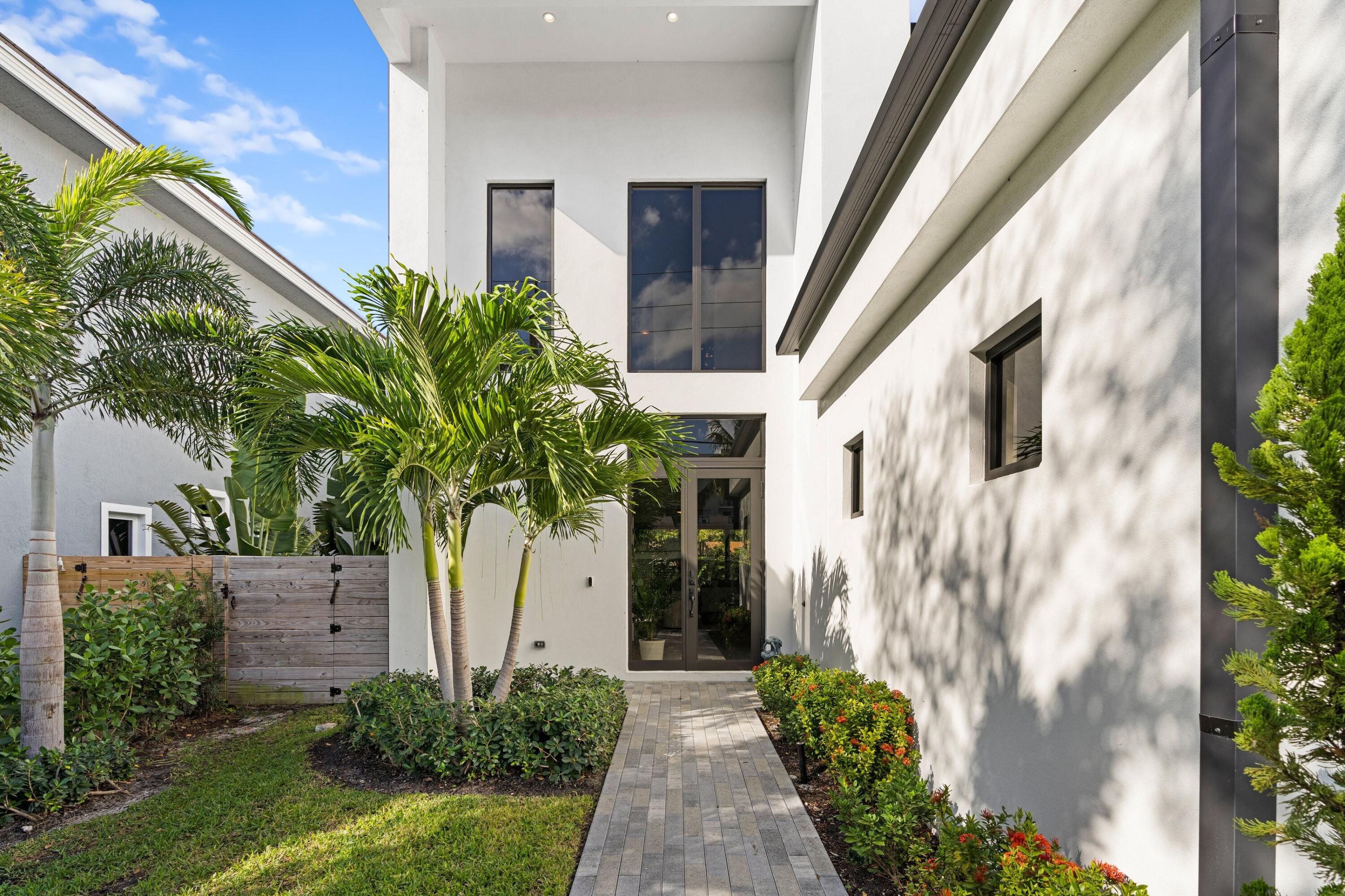 238 SE 4TH, Delray Beach FL 33483