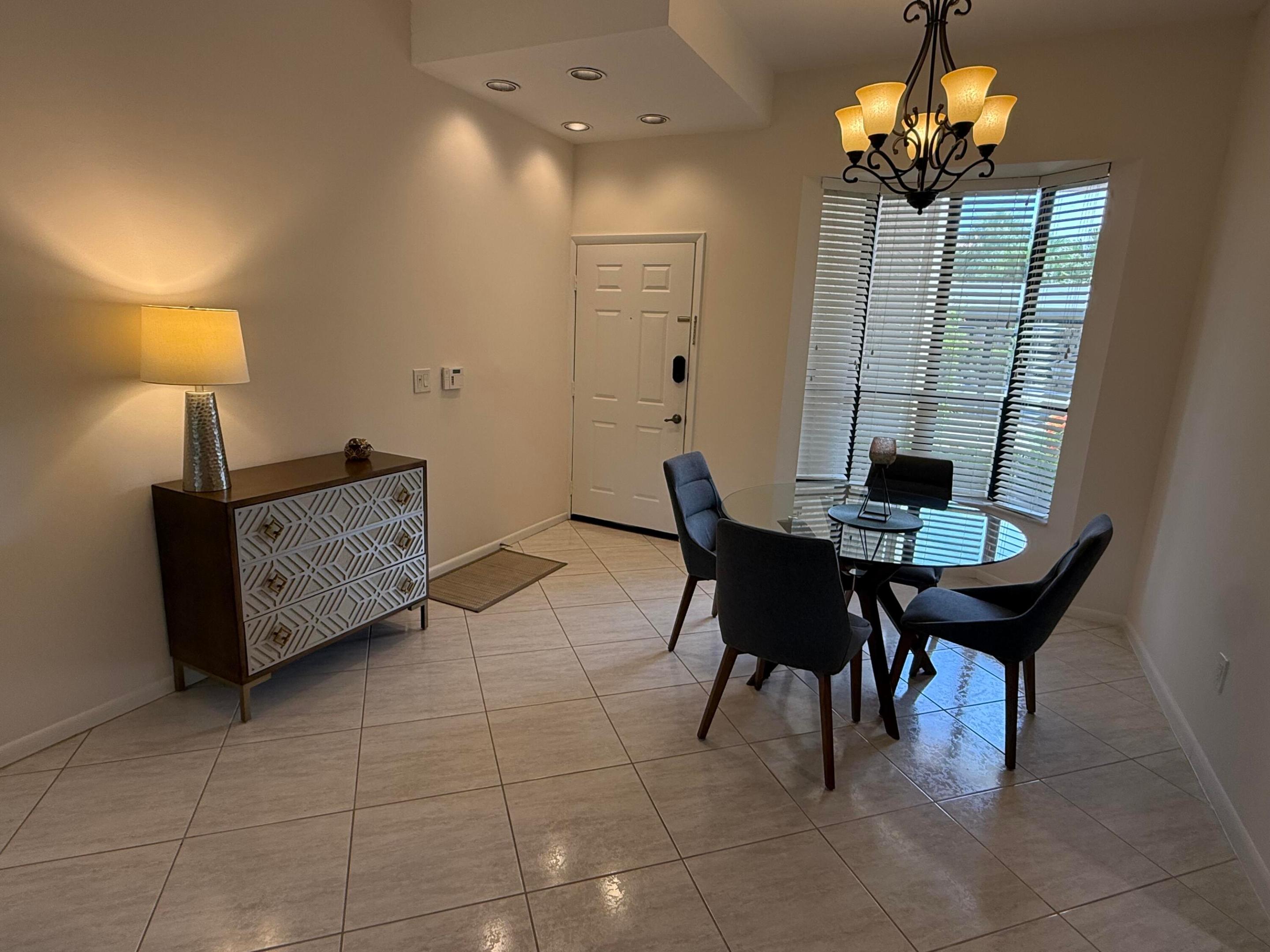 7472 LA PAZ #102, Boca Raton FL 33433