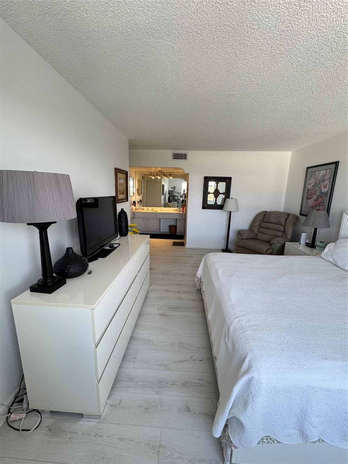 5200 N Ocean #506, Lauderdale By The Sea FL 33308