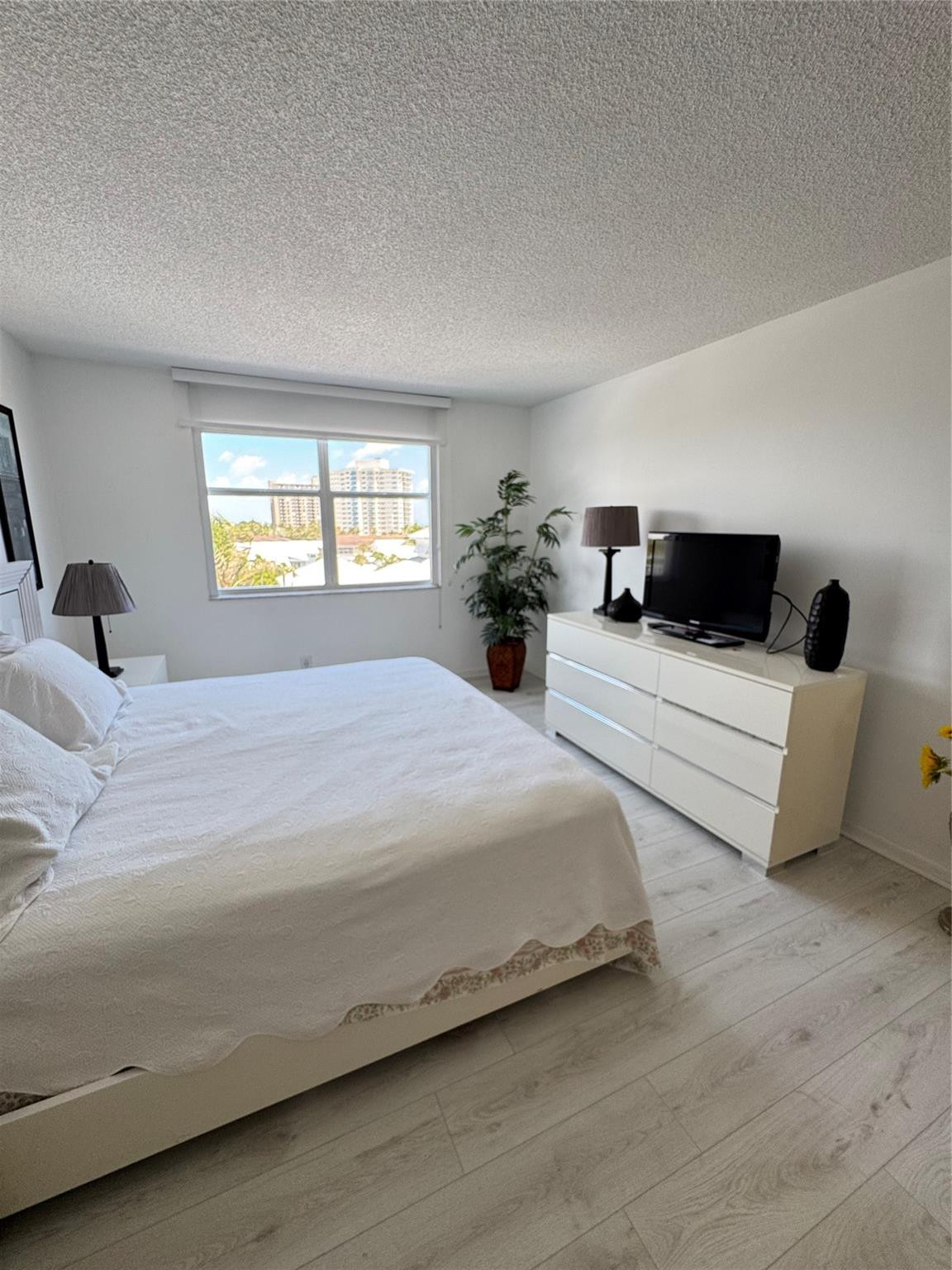 5200 N Ocean #506, Lauderdale By The Sea FL 33308