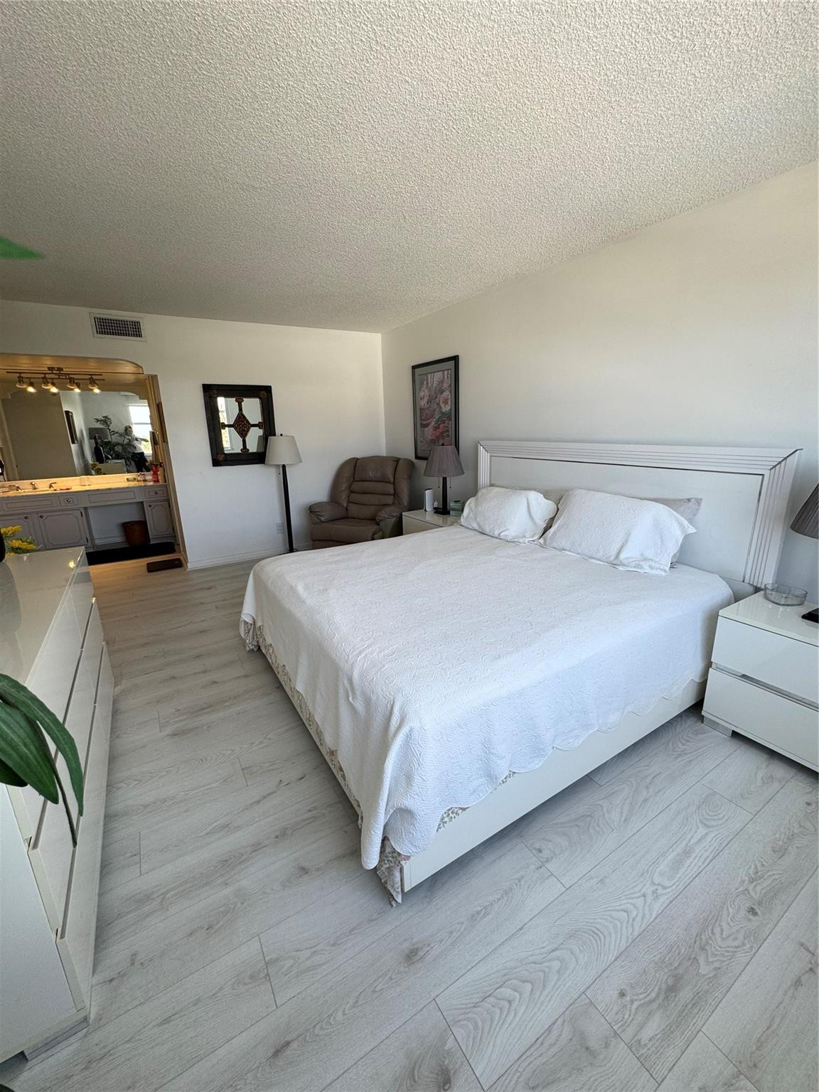 5200 N Ocean #506, Lauderdale By The Sea FL 33308
