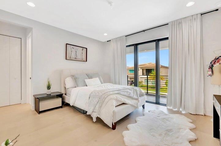17065 Rainbow Fls, Boca Raton FL 33496