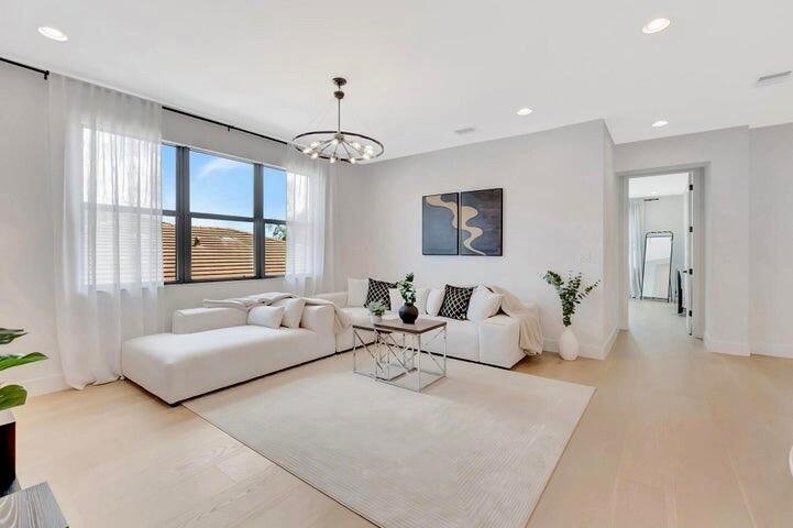 17065 Rainbow Fls, Boca Raton FL 33496
