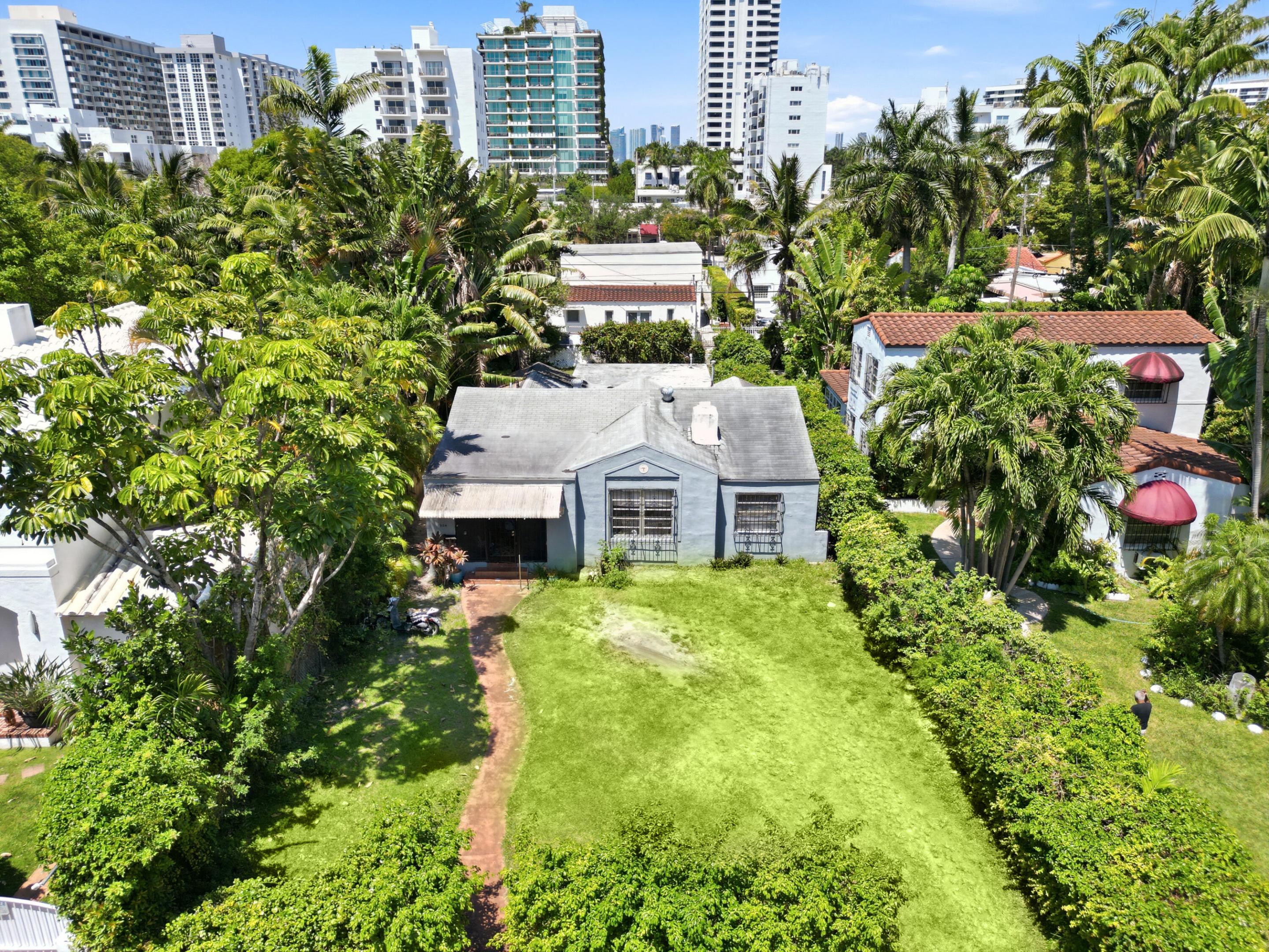 1324 LENOX, Miami Beach FL 33139