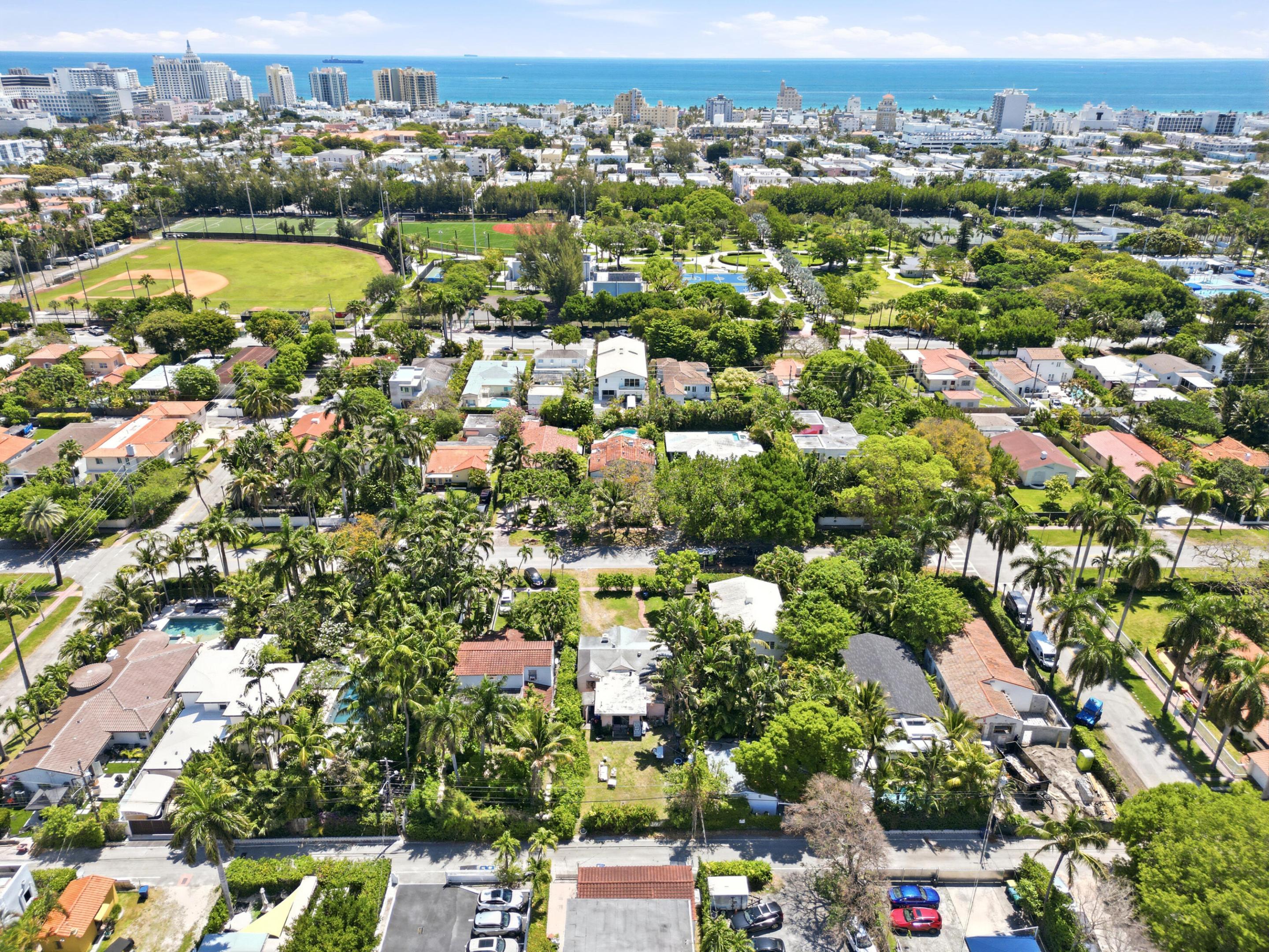 1324 LENOX, Miami Beach FL 33139