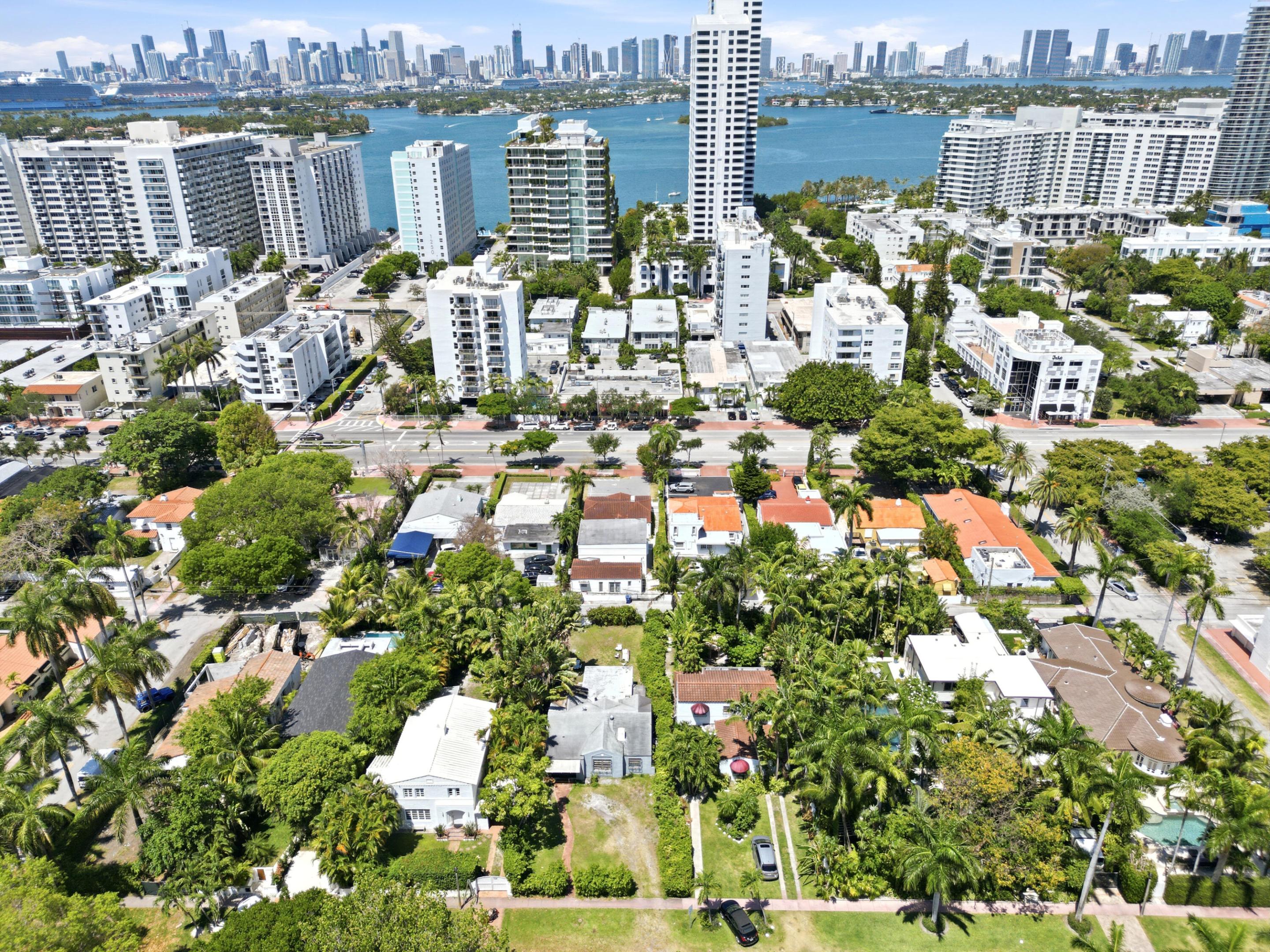 1324 LENOX, Miami Beach FL 33139