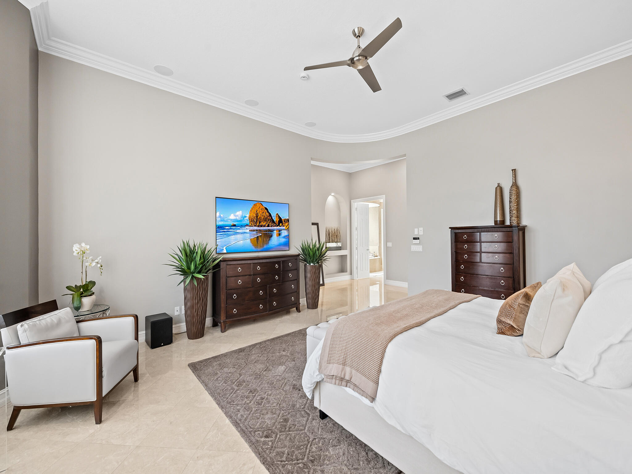 10621 Gray Hawk Street, Plantation FL 33324
