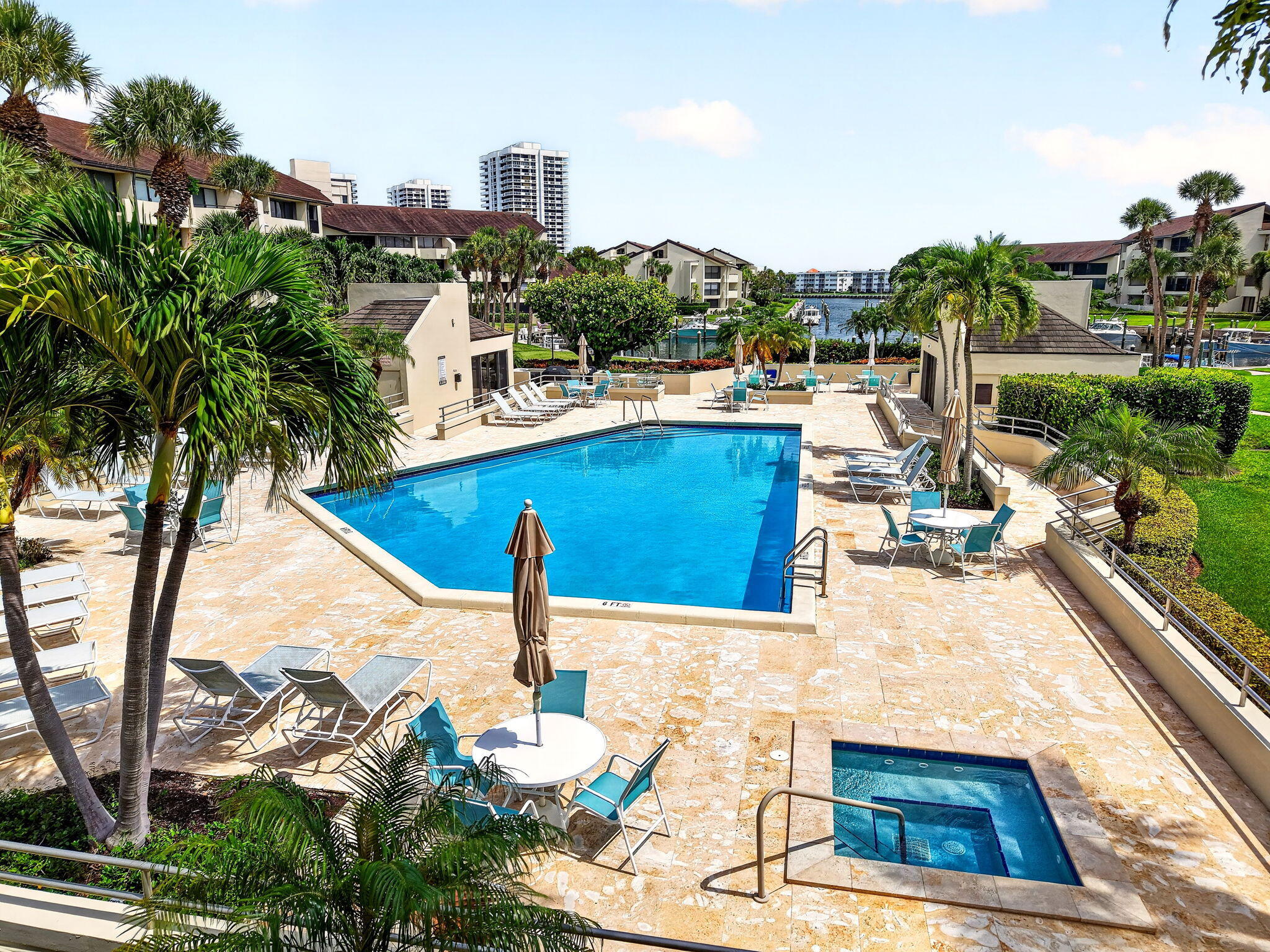 1149 Marine #G3L, North Palm Beach FL 33408
