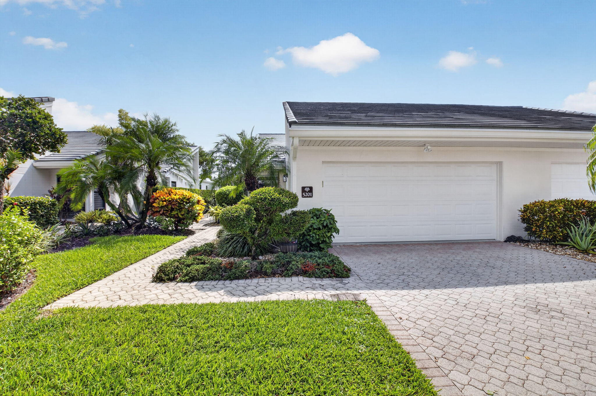 19950 Sawgrass #5201, Boca Raton FL 33434