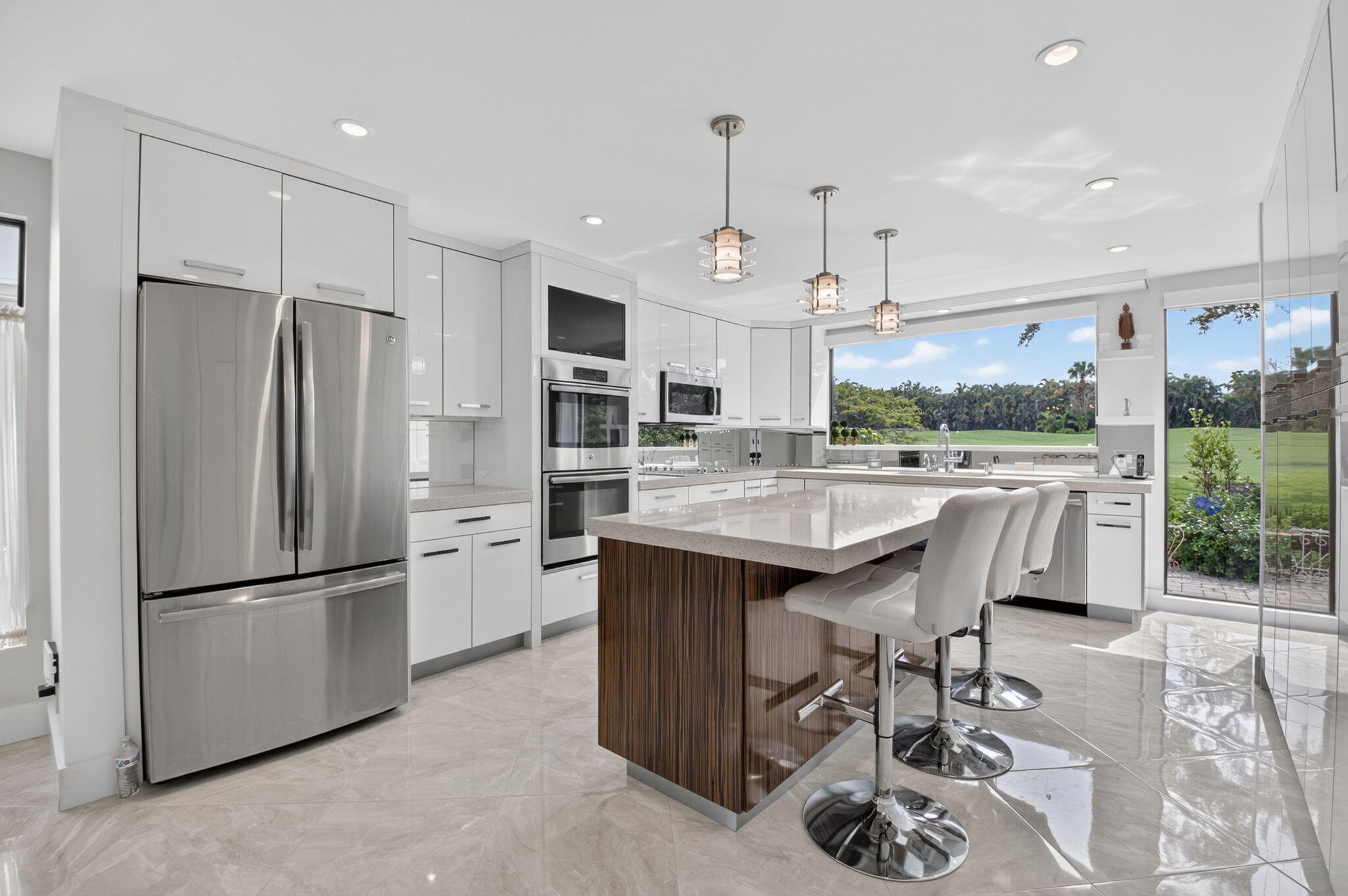 19950 Sawgrass #5201, Boca Raton FL 33434