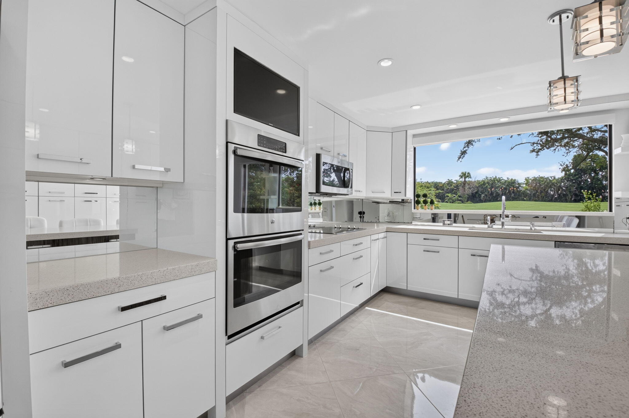 19950 Sawgrass #5201, Boca Raton FL 33434