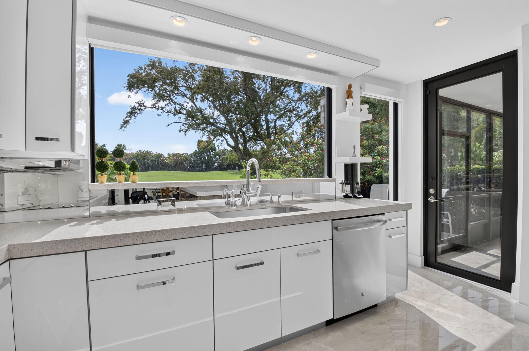 19950 Sawgrass #5201, Boca Raton FL 33434