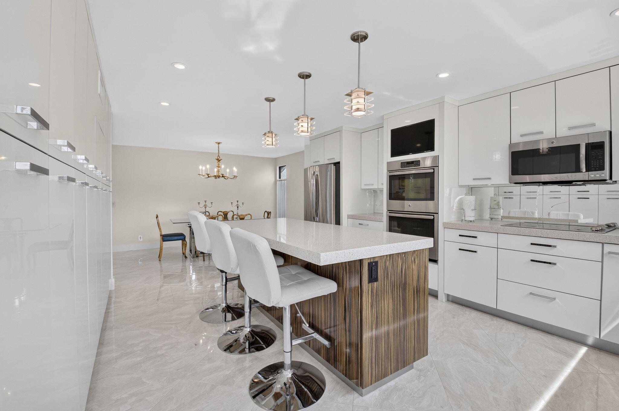 19950 Sawgrass #5201, Boca Raton FL 33434