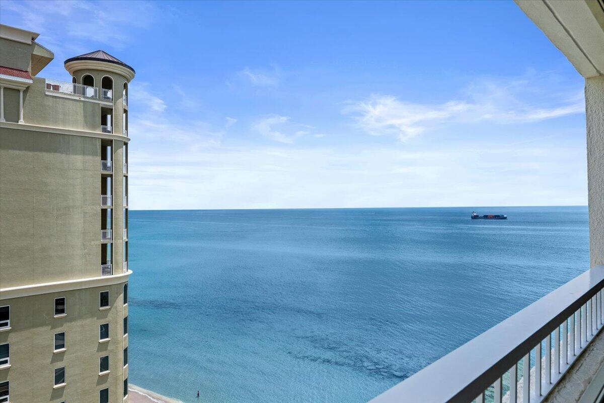 5280 N Ocean #10C, Riviera Beach FL 33404