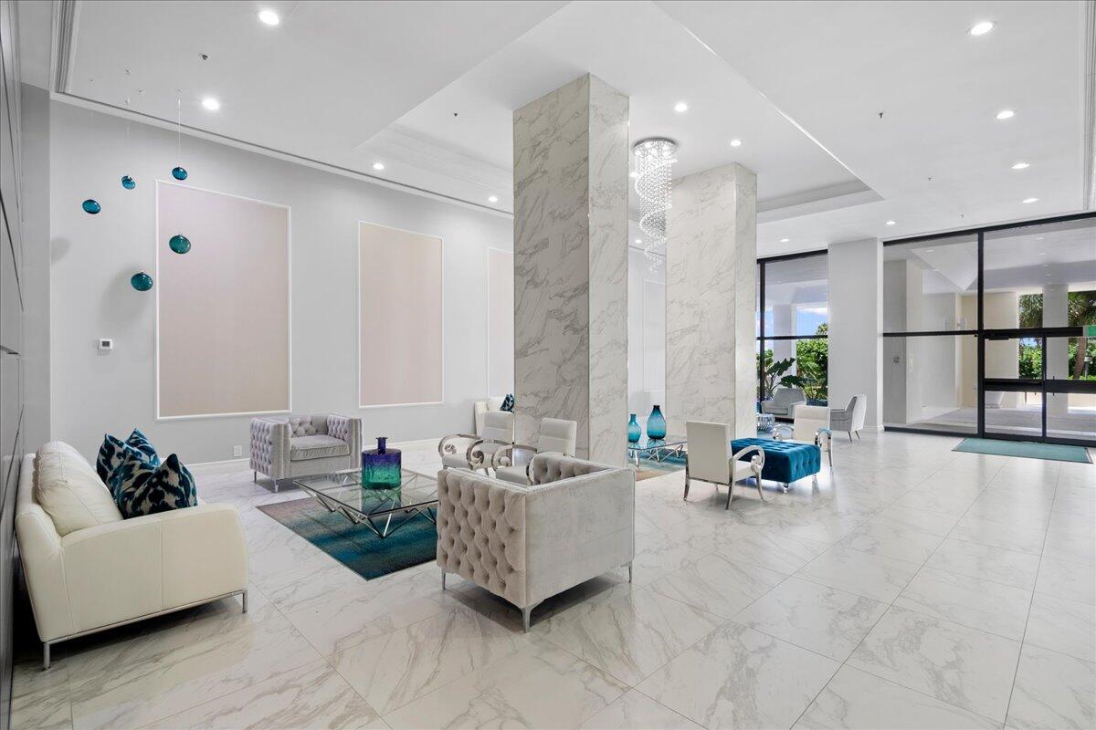 5280 N Ocean #10C, Riviera Beach FL 33404
