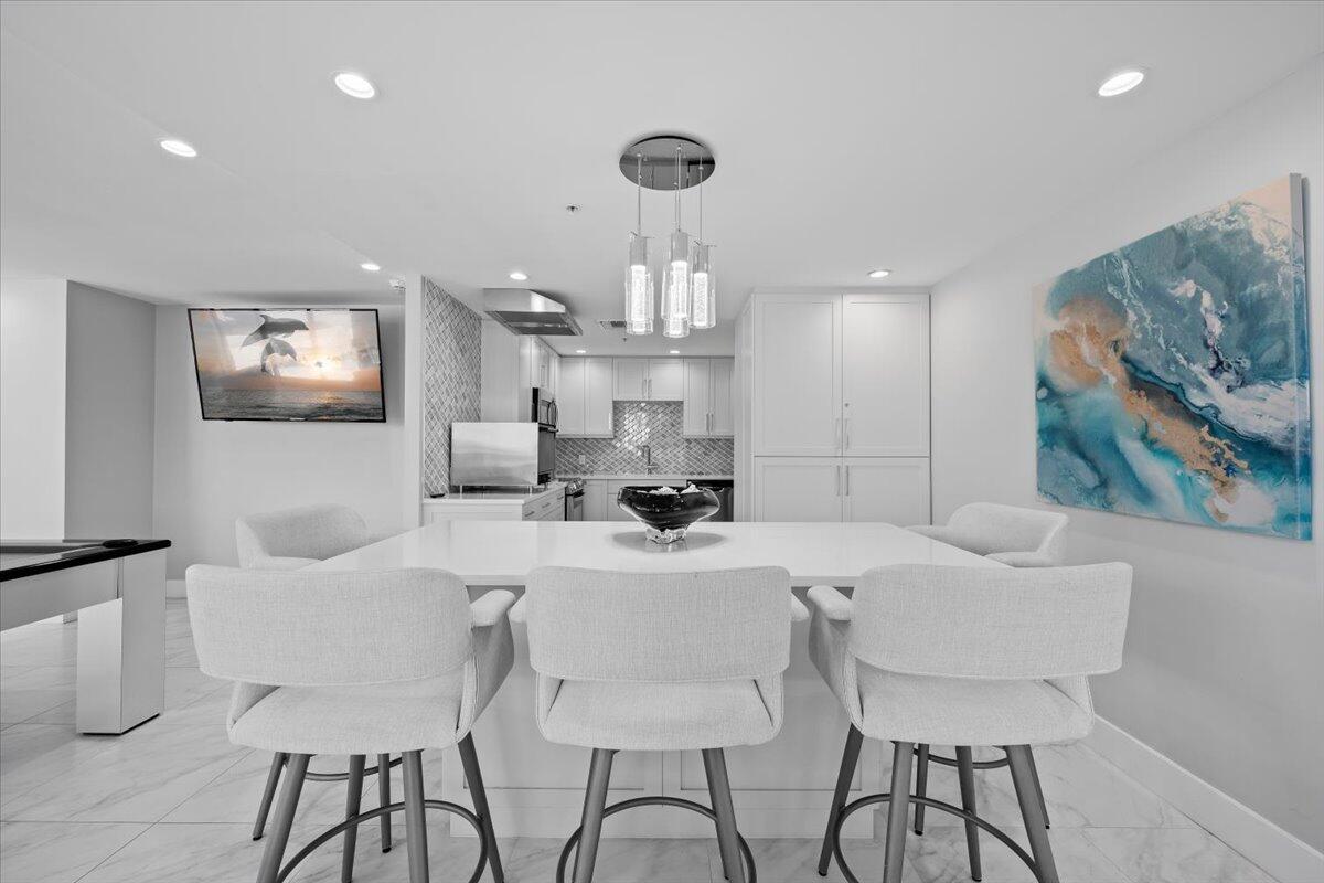 5280 N Ocean #10C, Riviera Beach FL 33404
