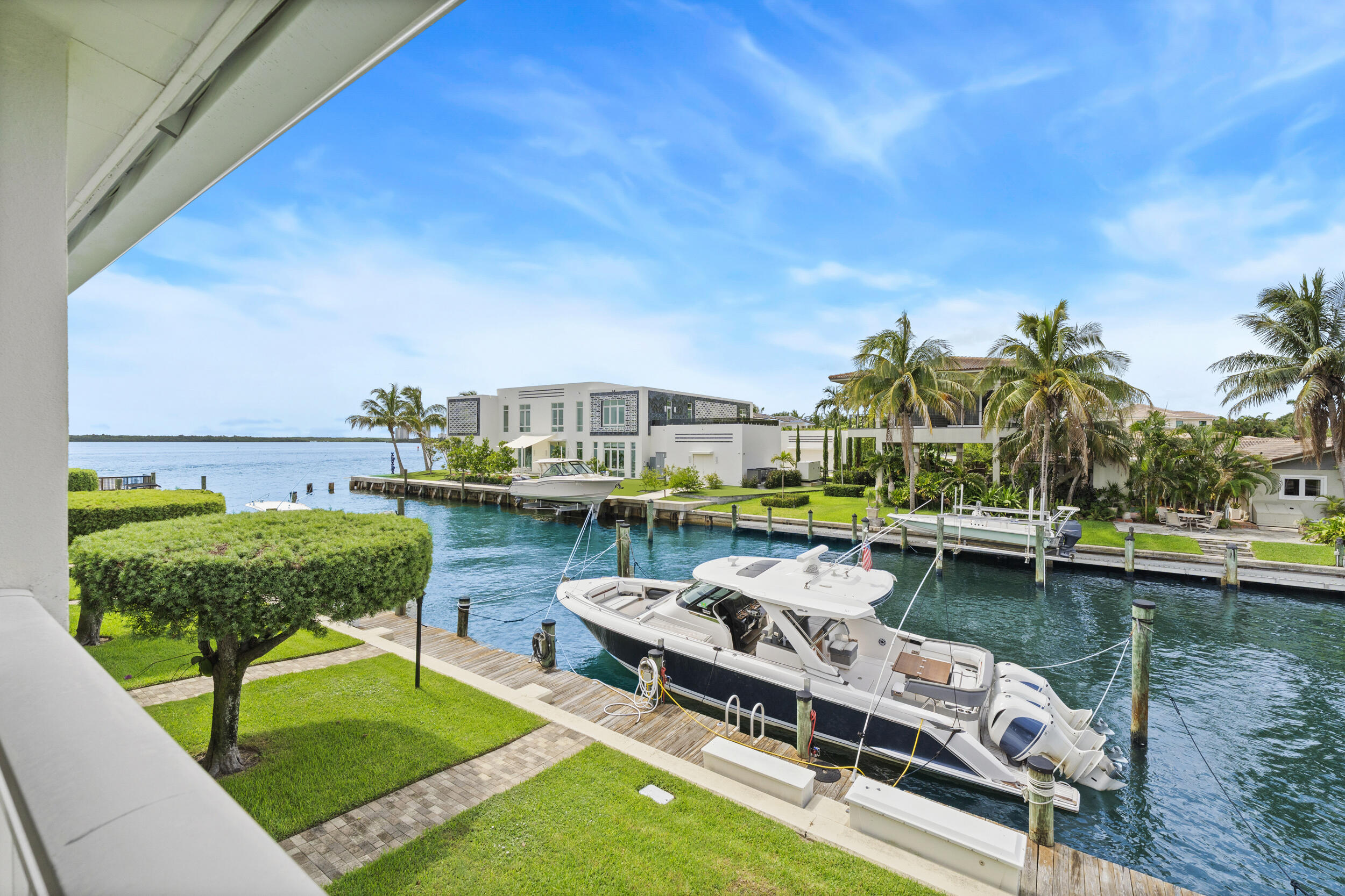 68 YACHT CLUB #20, North Palm Beach FL 33408
