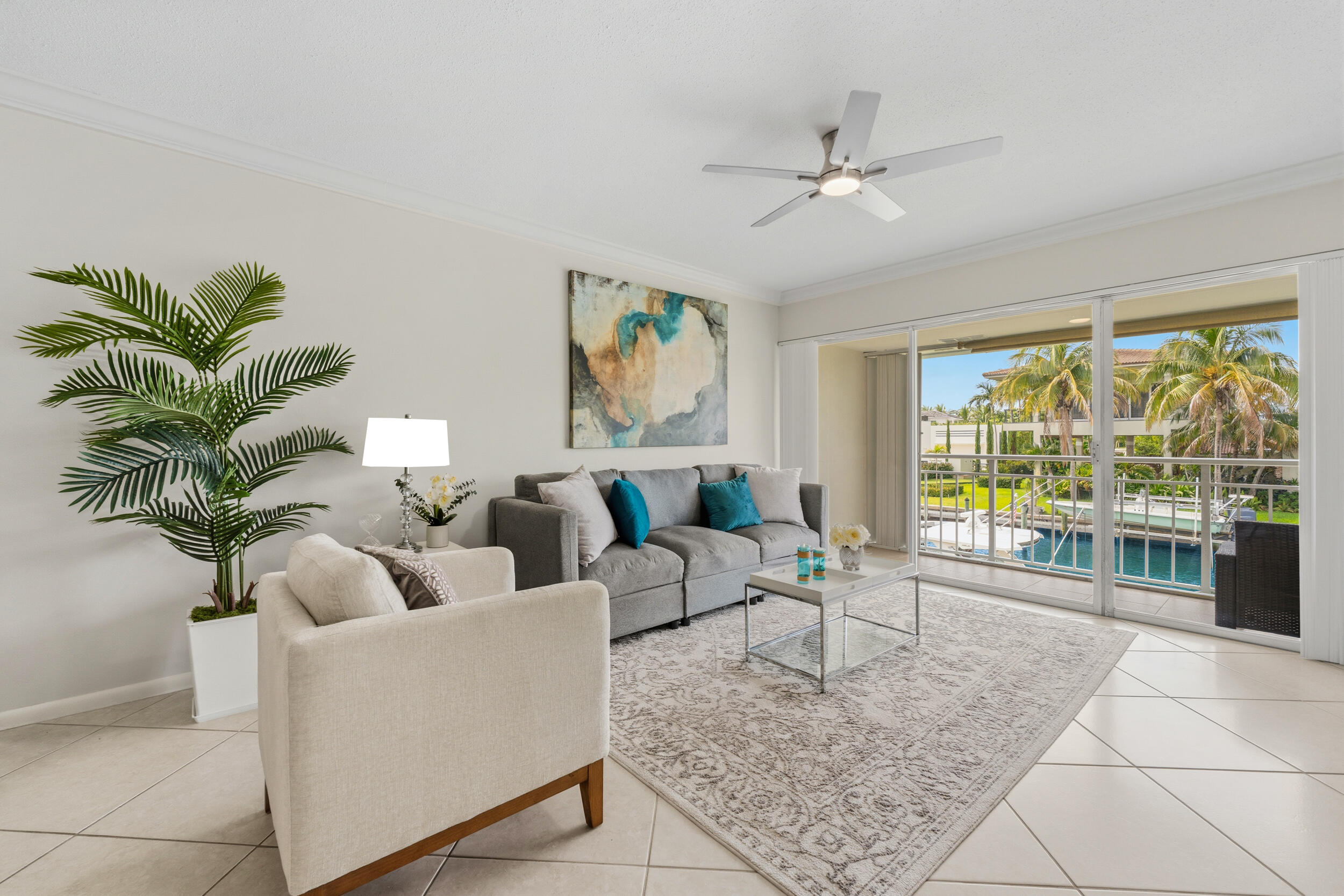 68 YACHT CLUB #20, North Palm Beach FL 33408