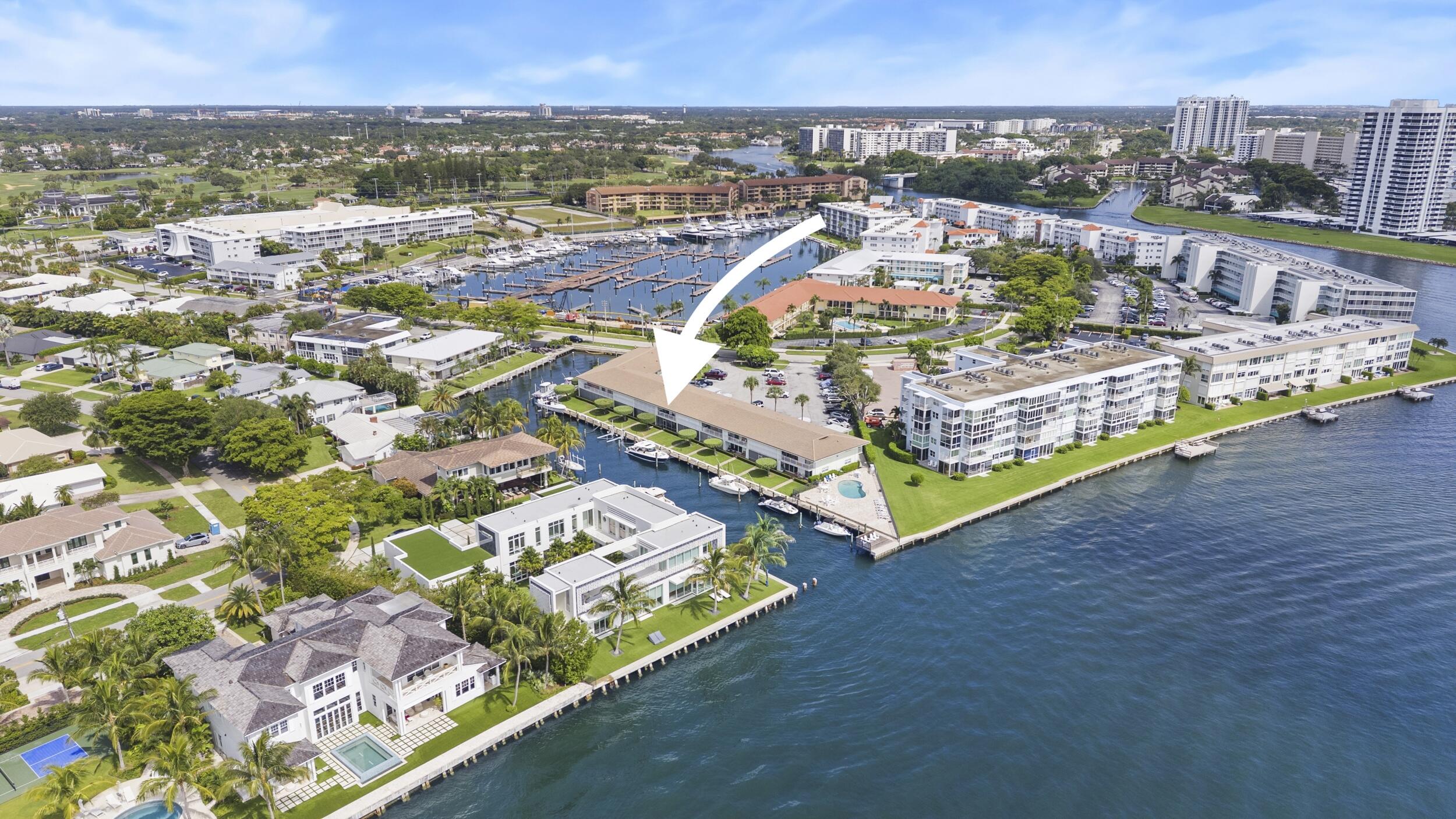 68 YACHT CLUB #20, North Palm Beach FL 33408