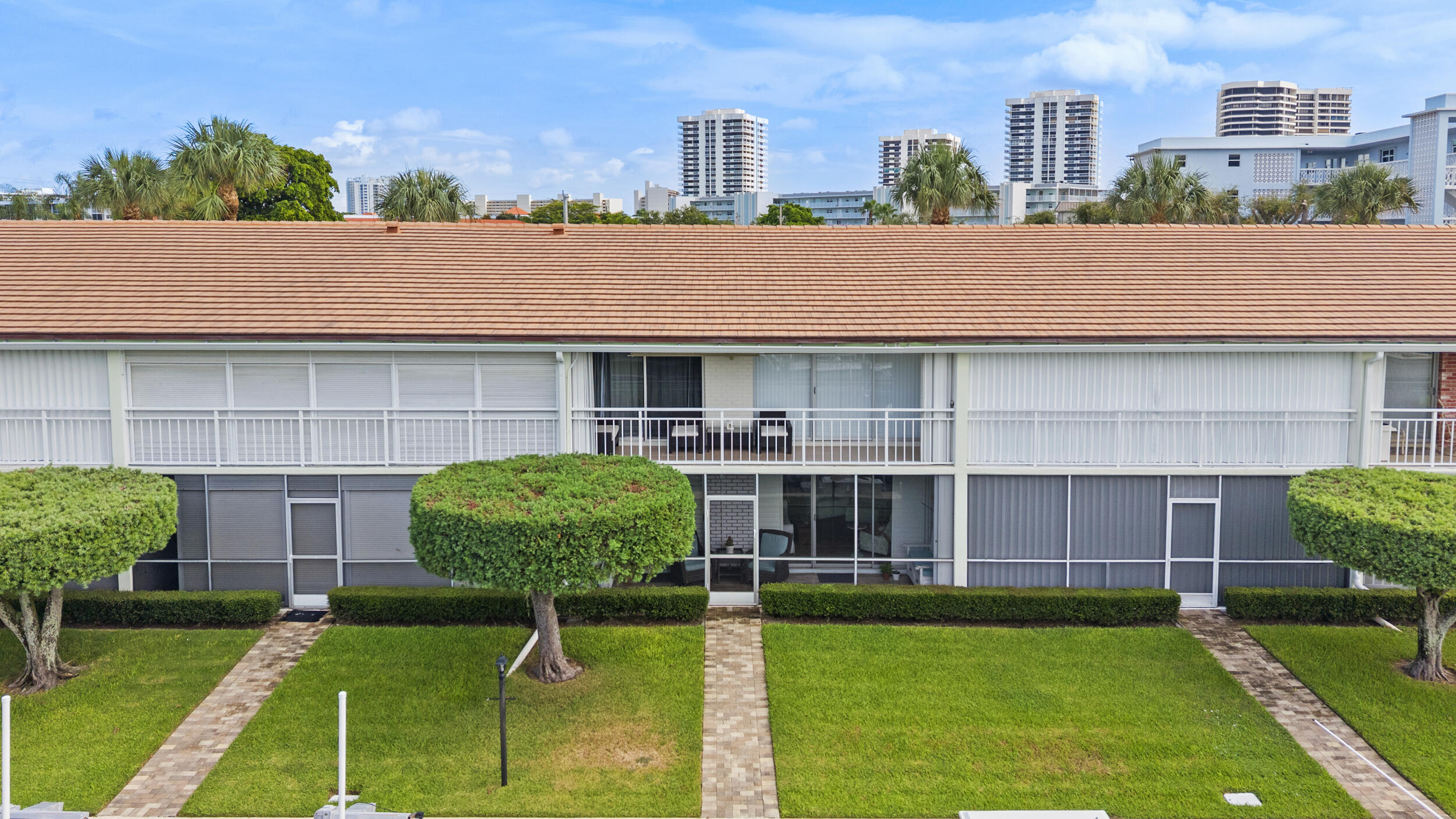 68 YACHT CLUB #20, North Palm Beach FL 33408