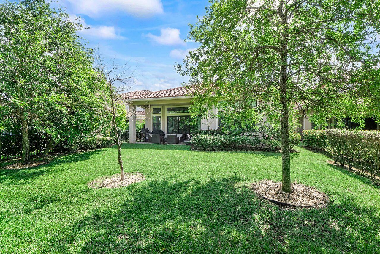 8251 CANOPY, Parkland FL 33076