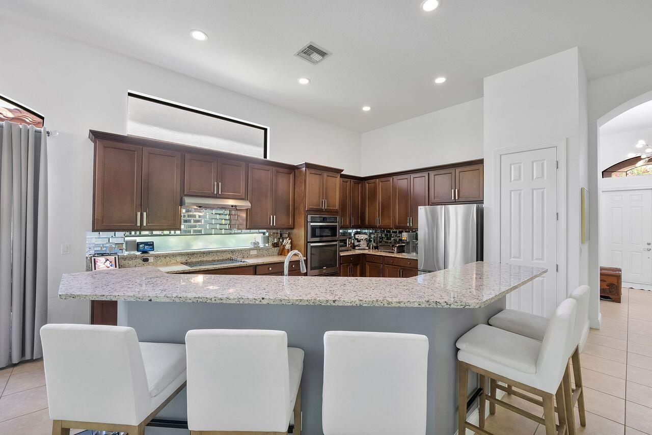 8251 CANOPY, Parkland FL 33076