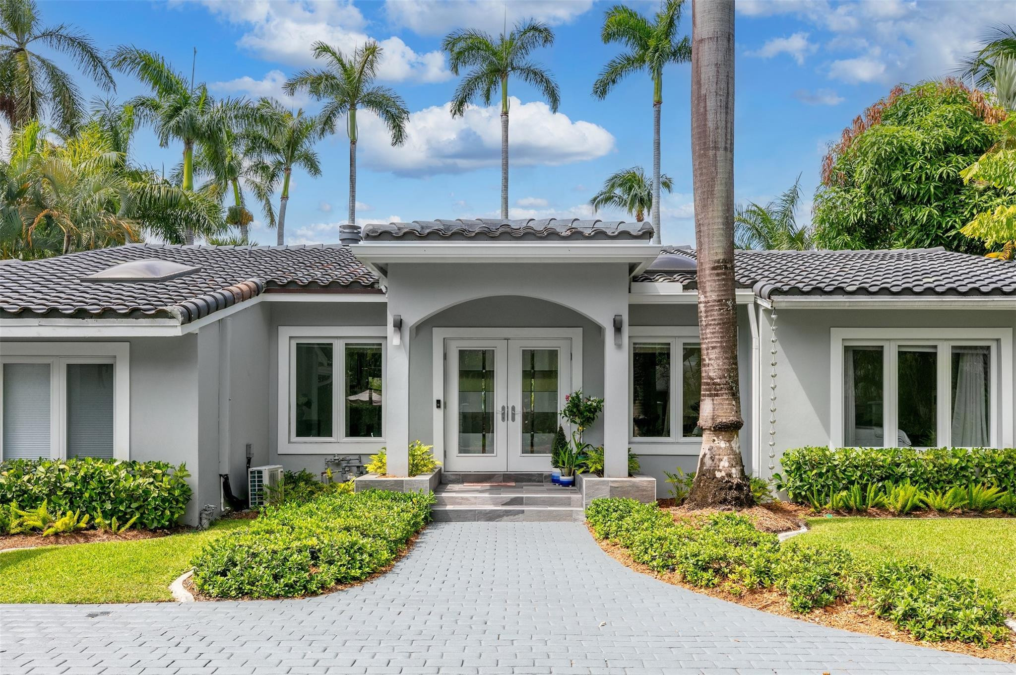 913 Coconut, Fort Lauderdale FL 33315