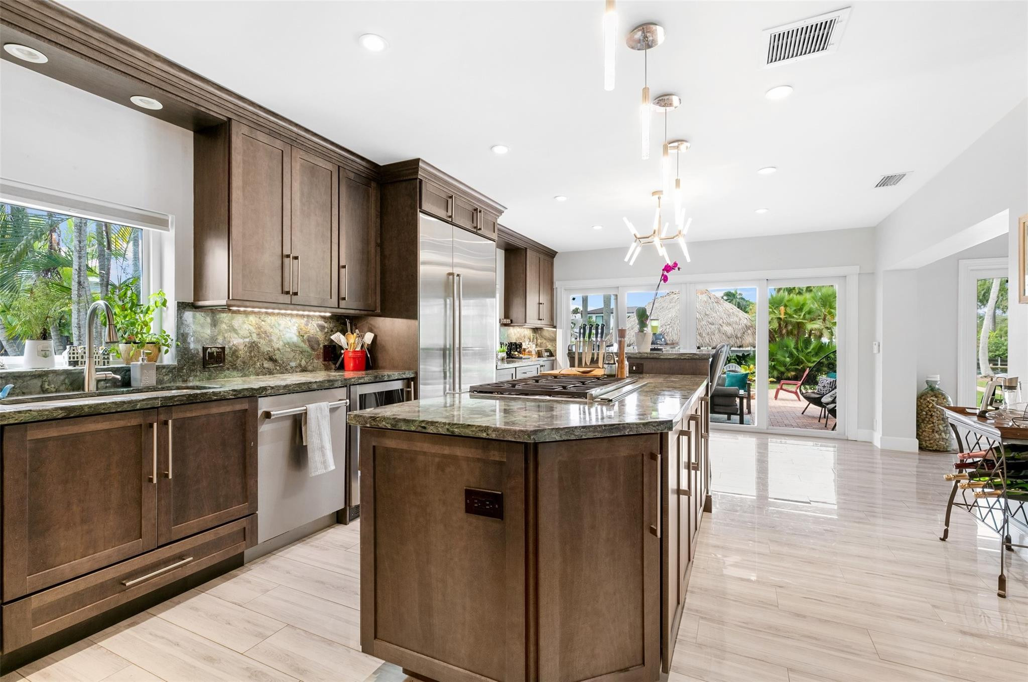 913 Coconut, Fort Lauderdale FL 33315