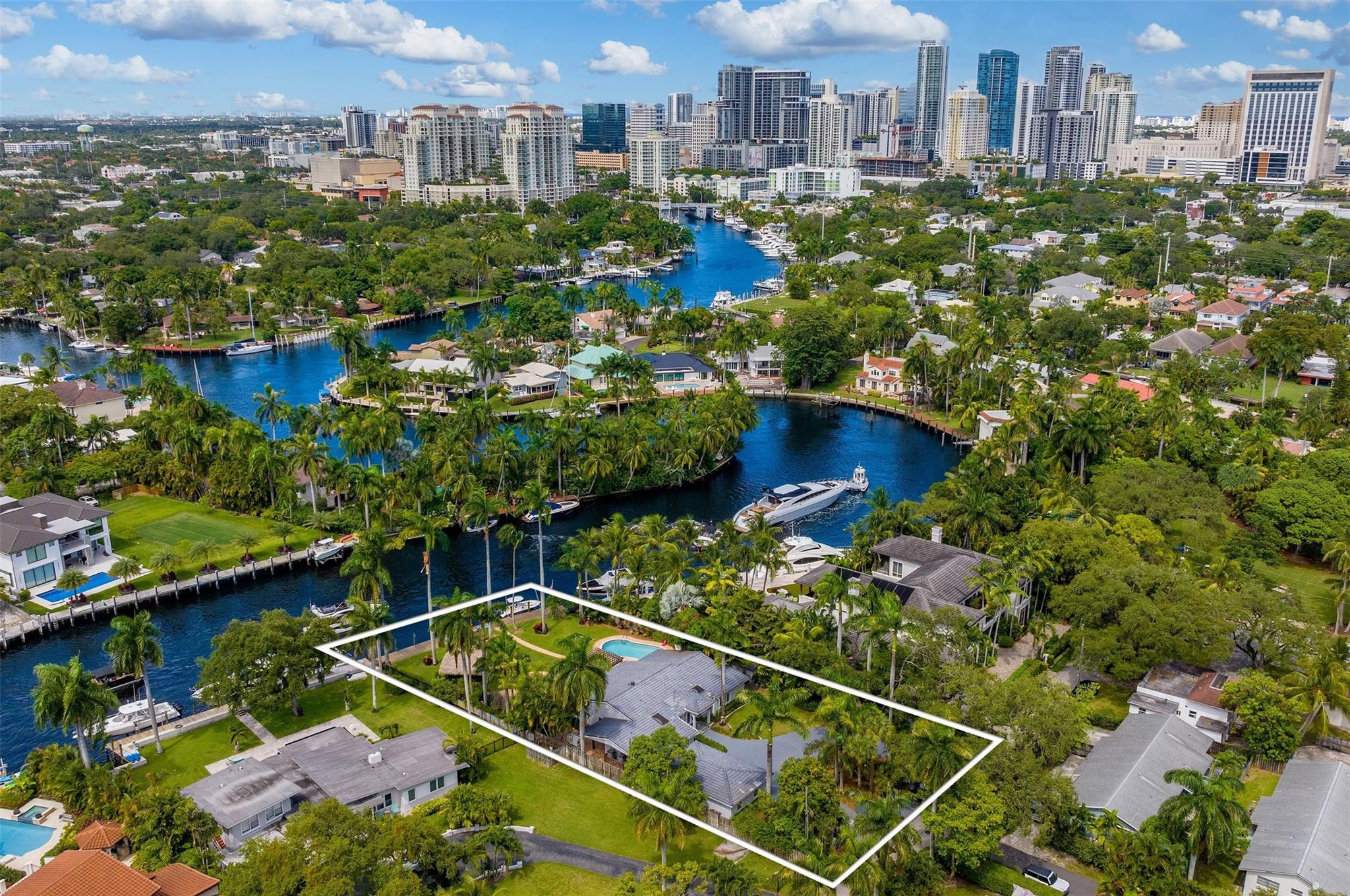 913 Coconut, Fort Lauderdale FL 33315