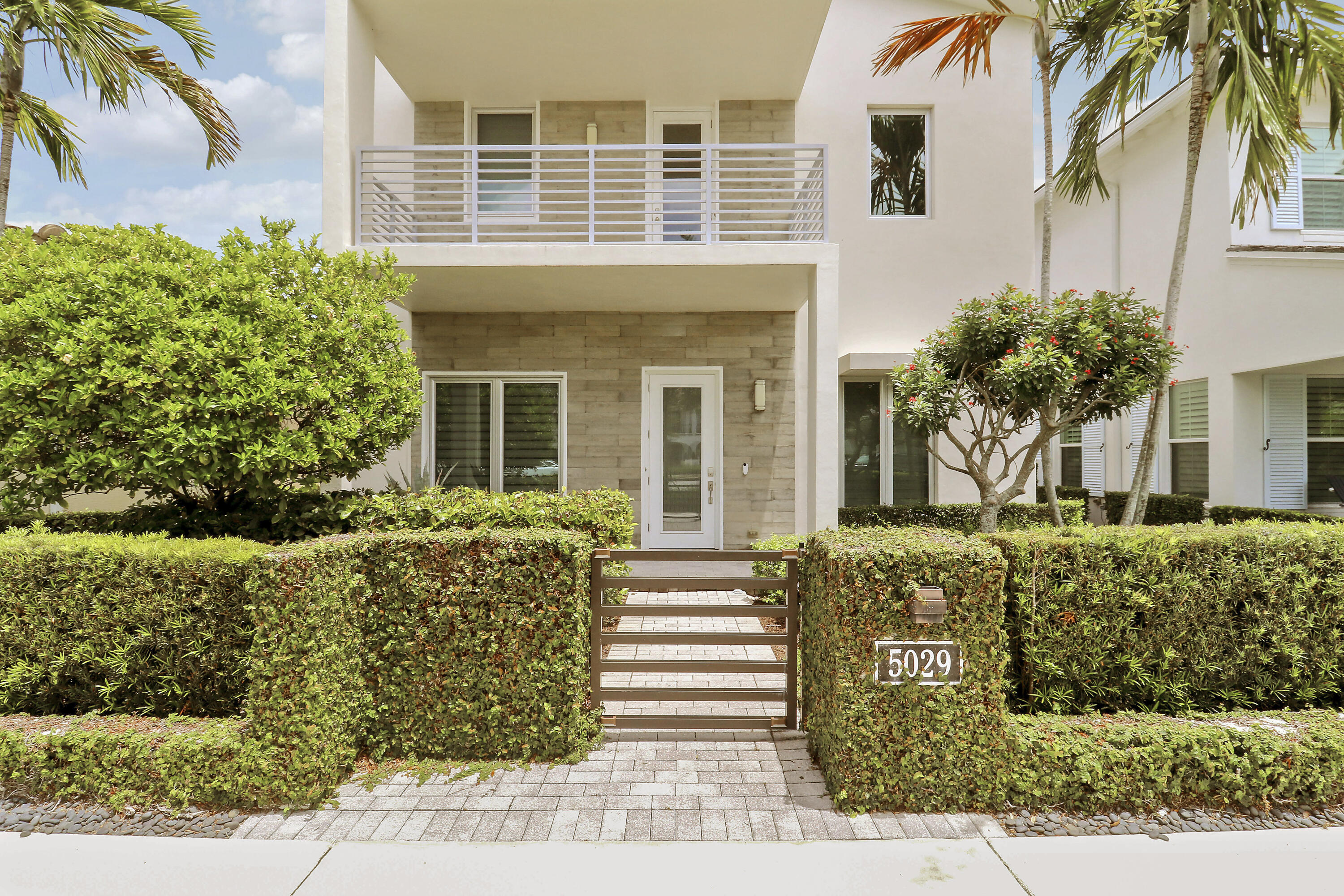 5029 GRANDIFLORA, Palm Beach Gardens FL 33418
