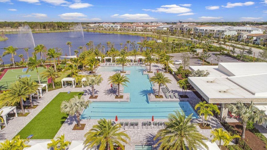 5029 GRANDIFLORA, Palm Beach Gardens FL 33418